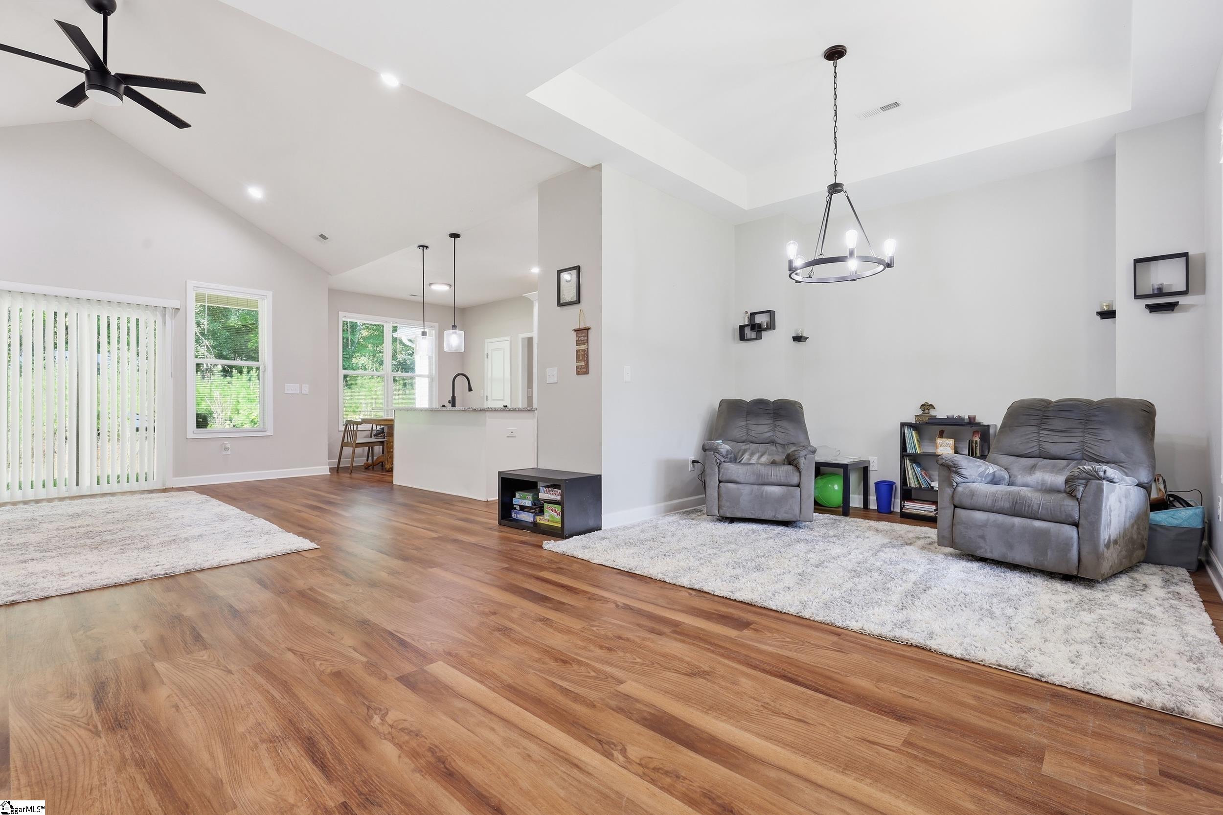 504 Old Stagecoach Road Property Photo 4