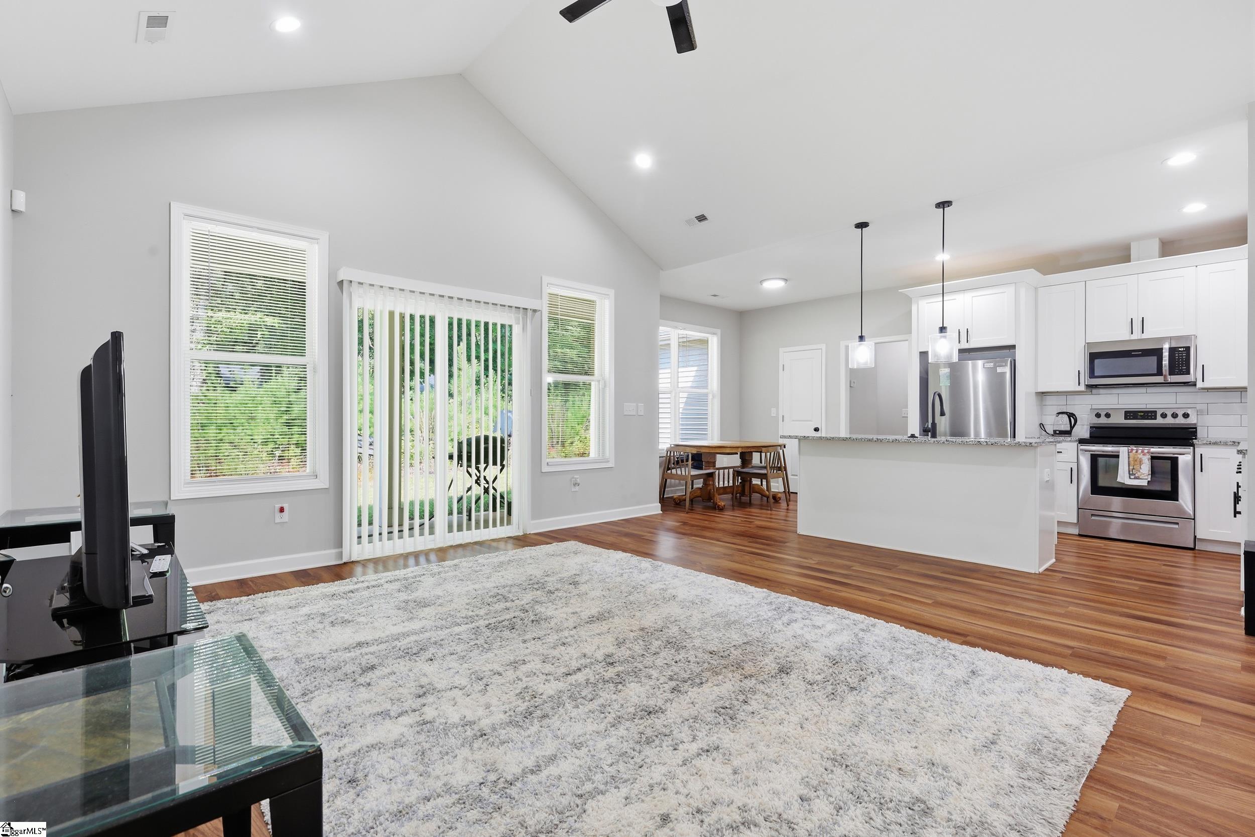 504 Old Stagecoach Road Property Photo 7