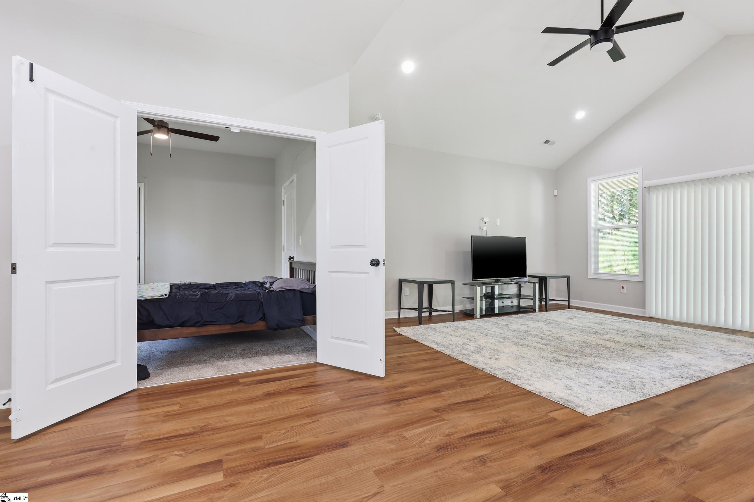 504 Old Stagecoach Road Property Photo 13
