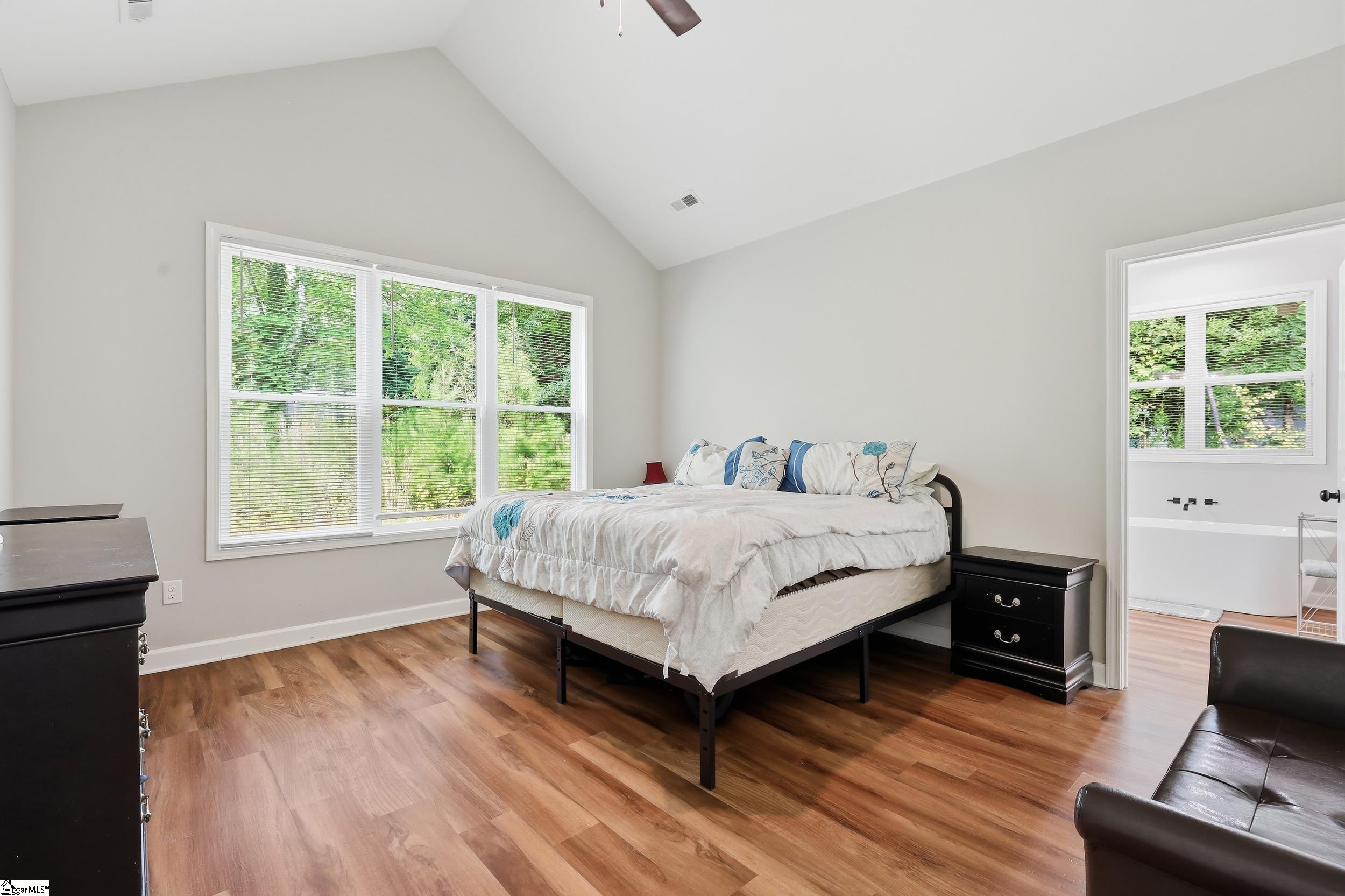 504 Old Stagecoach Road Property Photo 14