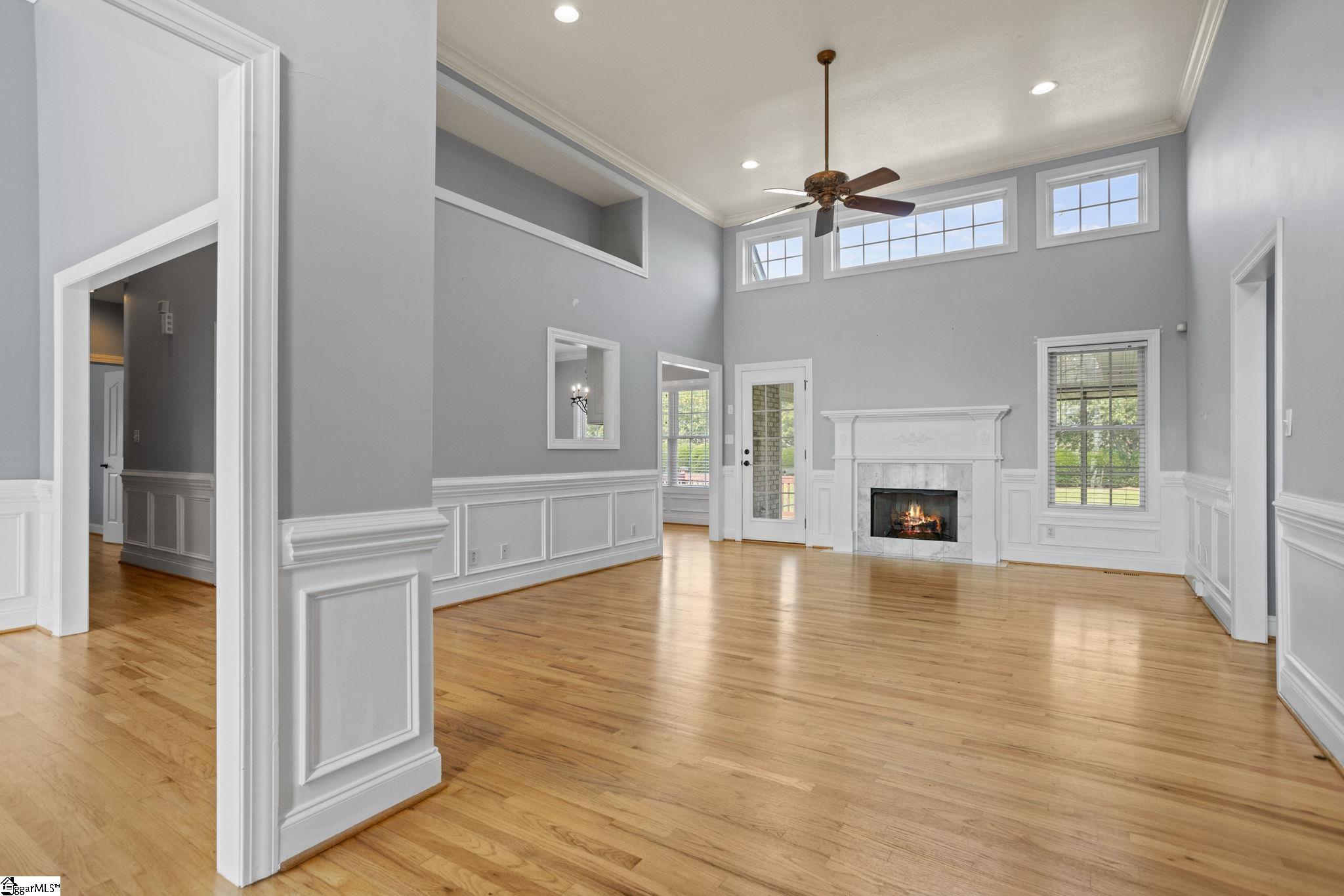 515 Blackstone Drive Property Photo 2