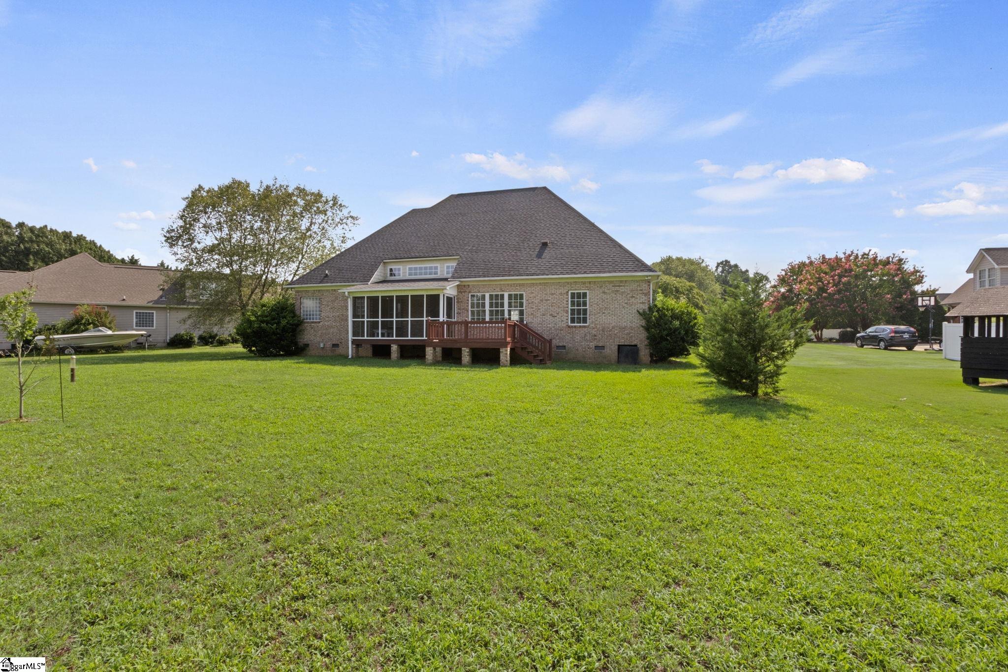 515 Blackstone Drive Property Photo 31