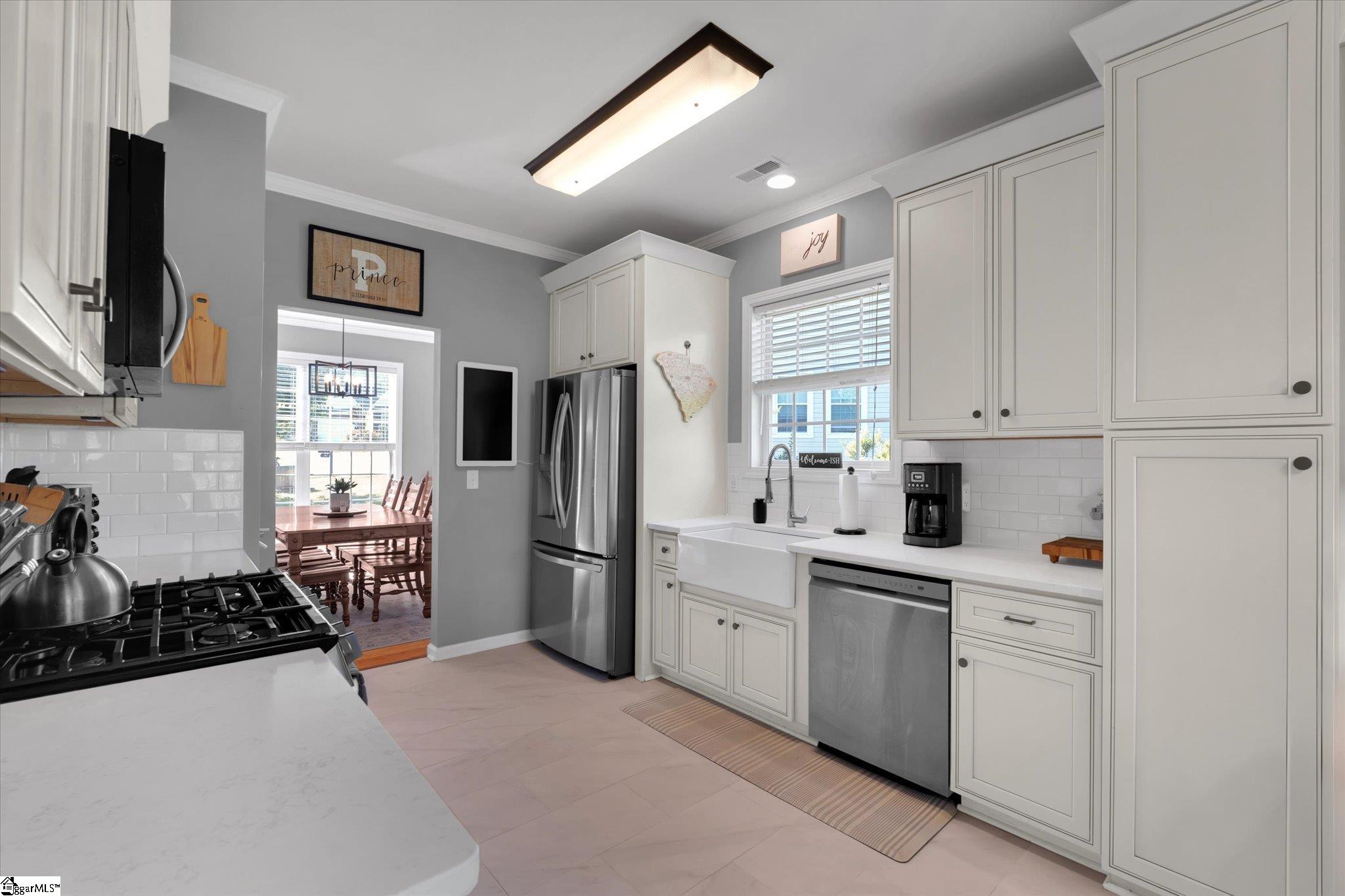 8 Coulter Court Property Photo 4