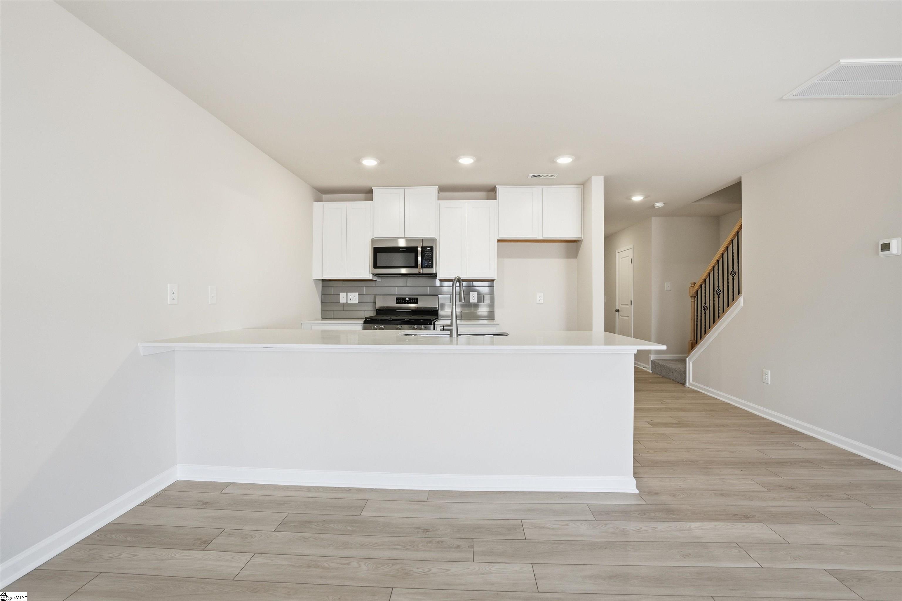 1252 Cattleman Acres Drive Property Photo 12