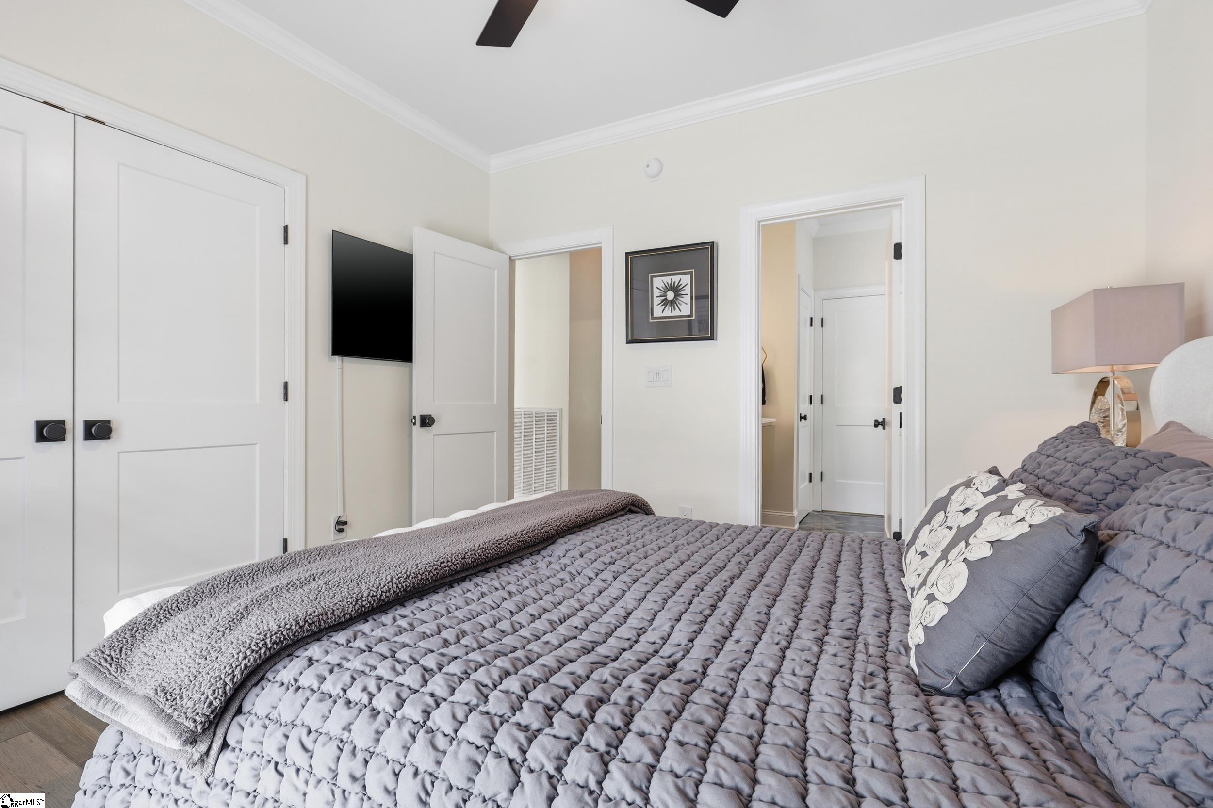 244 Chancellors Park Court Property Photo 25