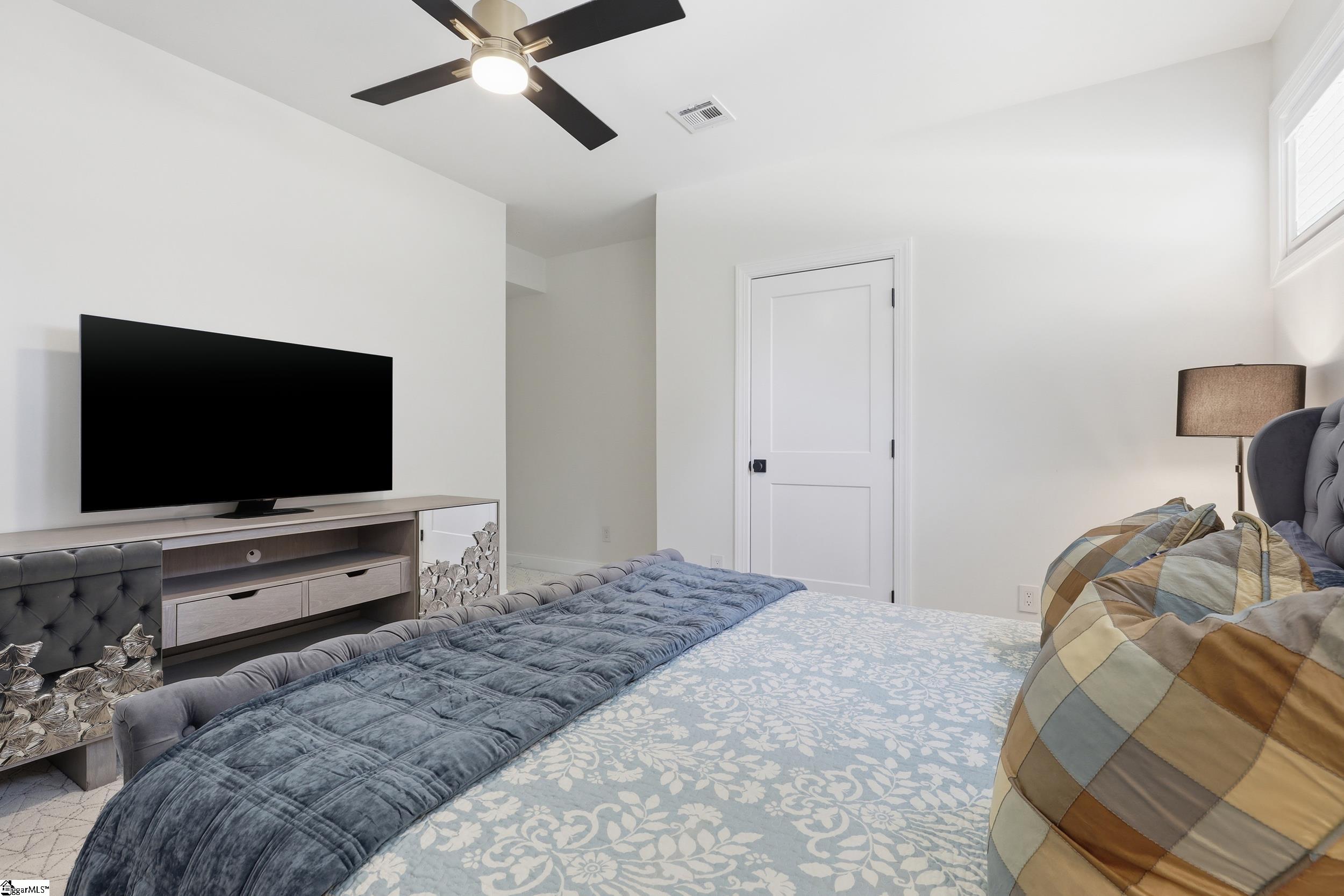 244 Chancellors Park Court Property Photo 33