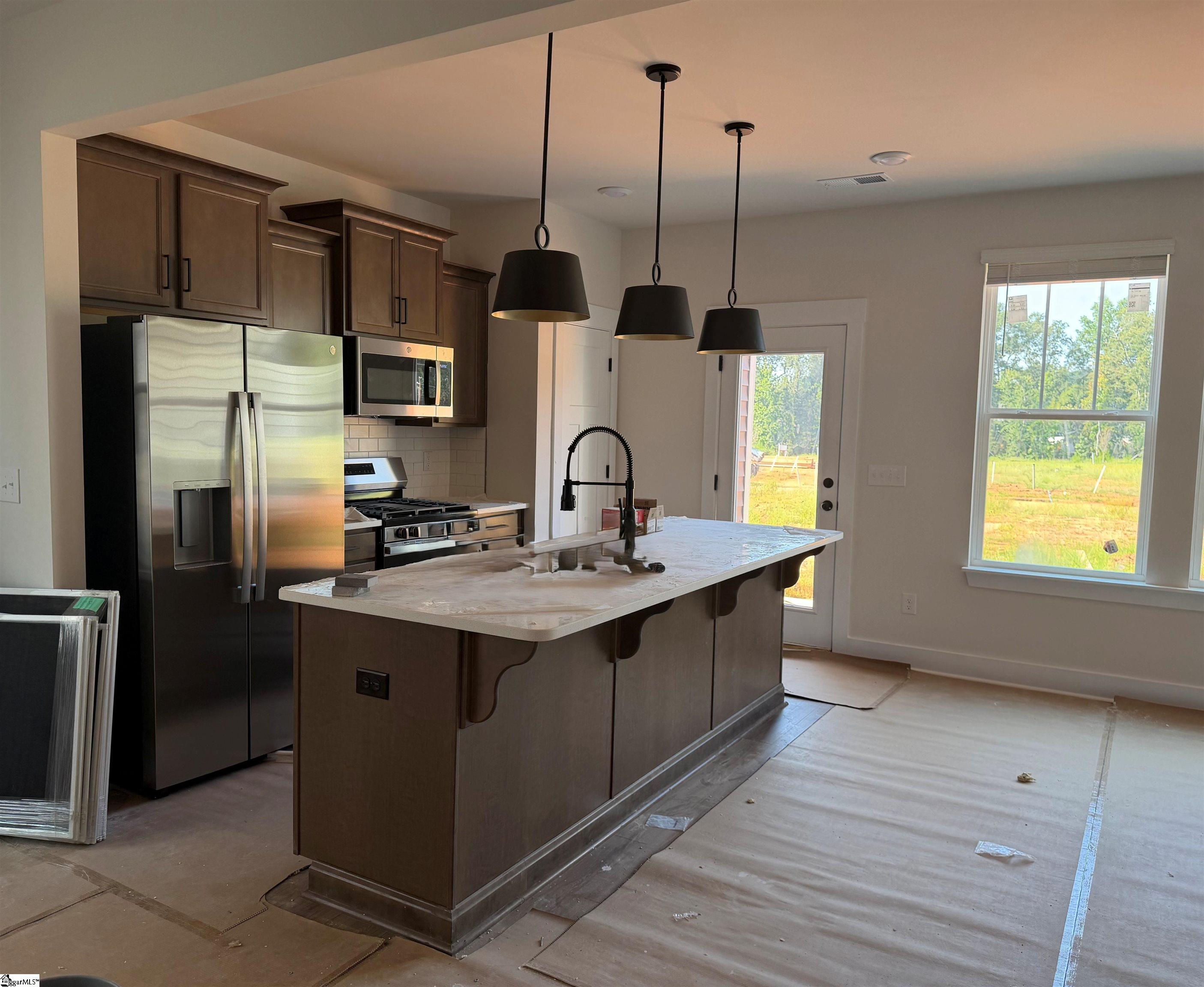 409 Alicat Drive Property Photo 3