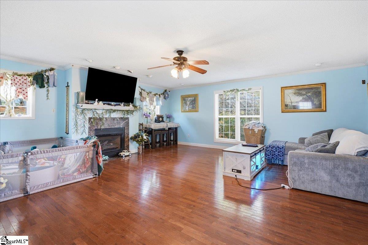 113 Beaver Creek Drive Property Photo 5