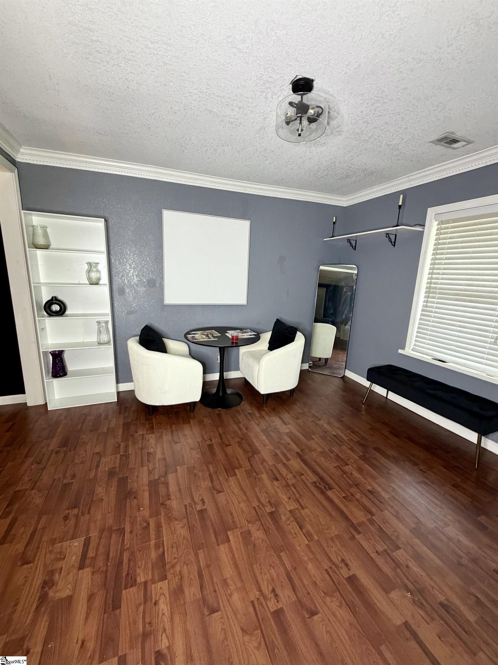 2576 Park Road Property Photo 6