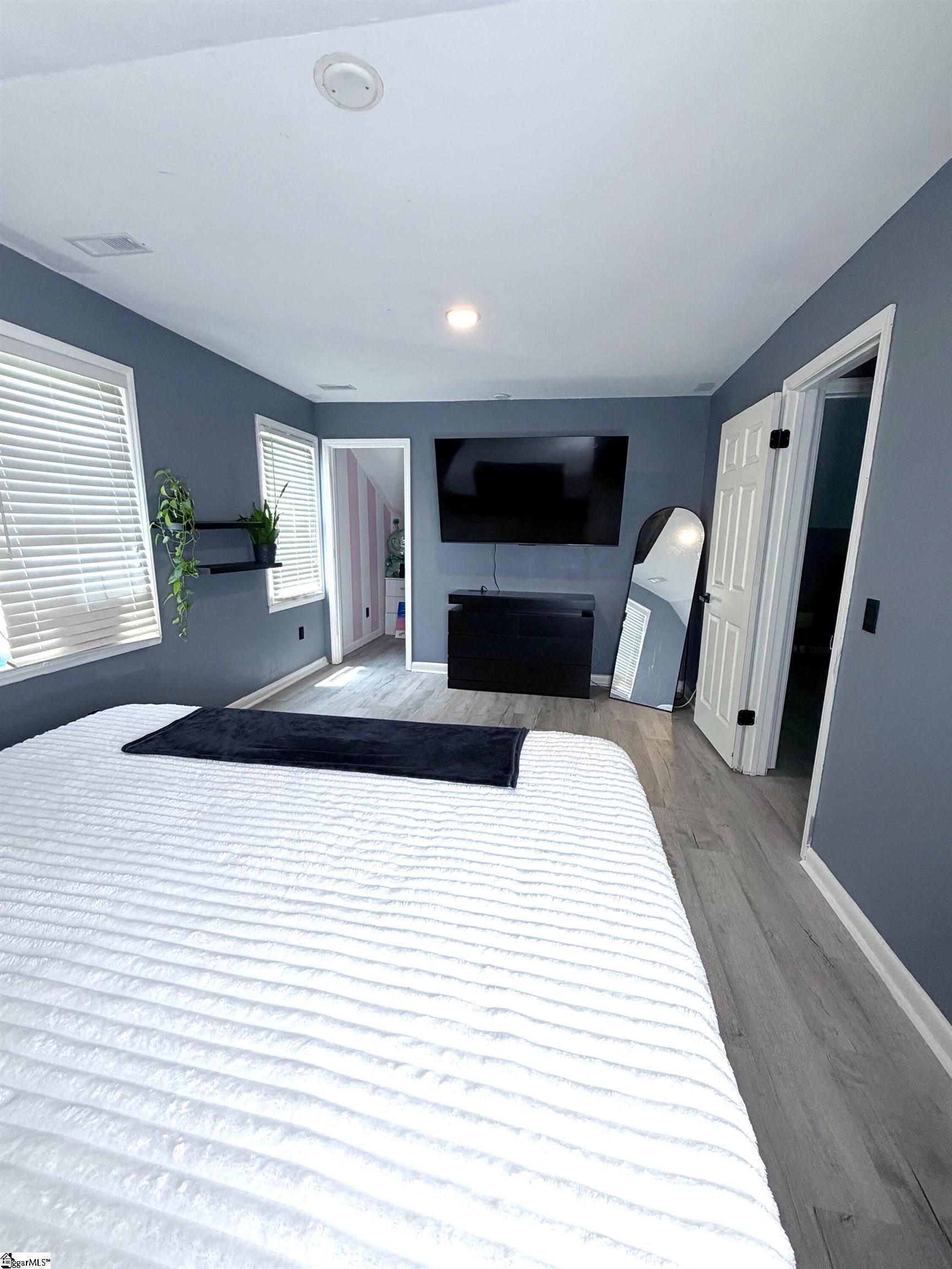 2576 Park Road Property Photo 13