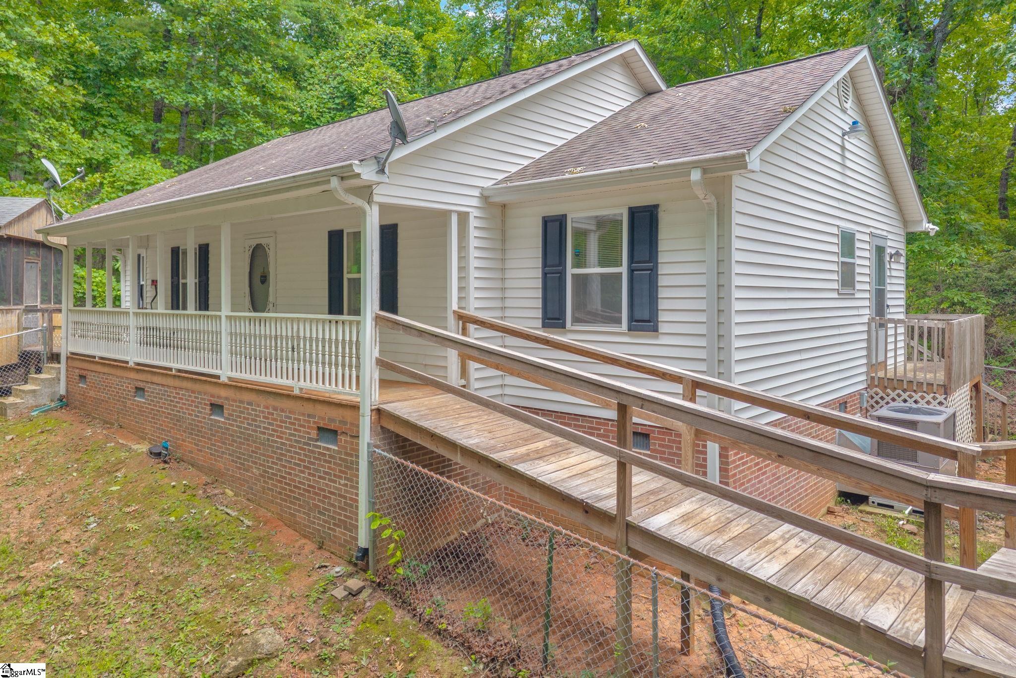 990 Mt Tabor Church Road Property Photo 2