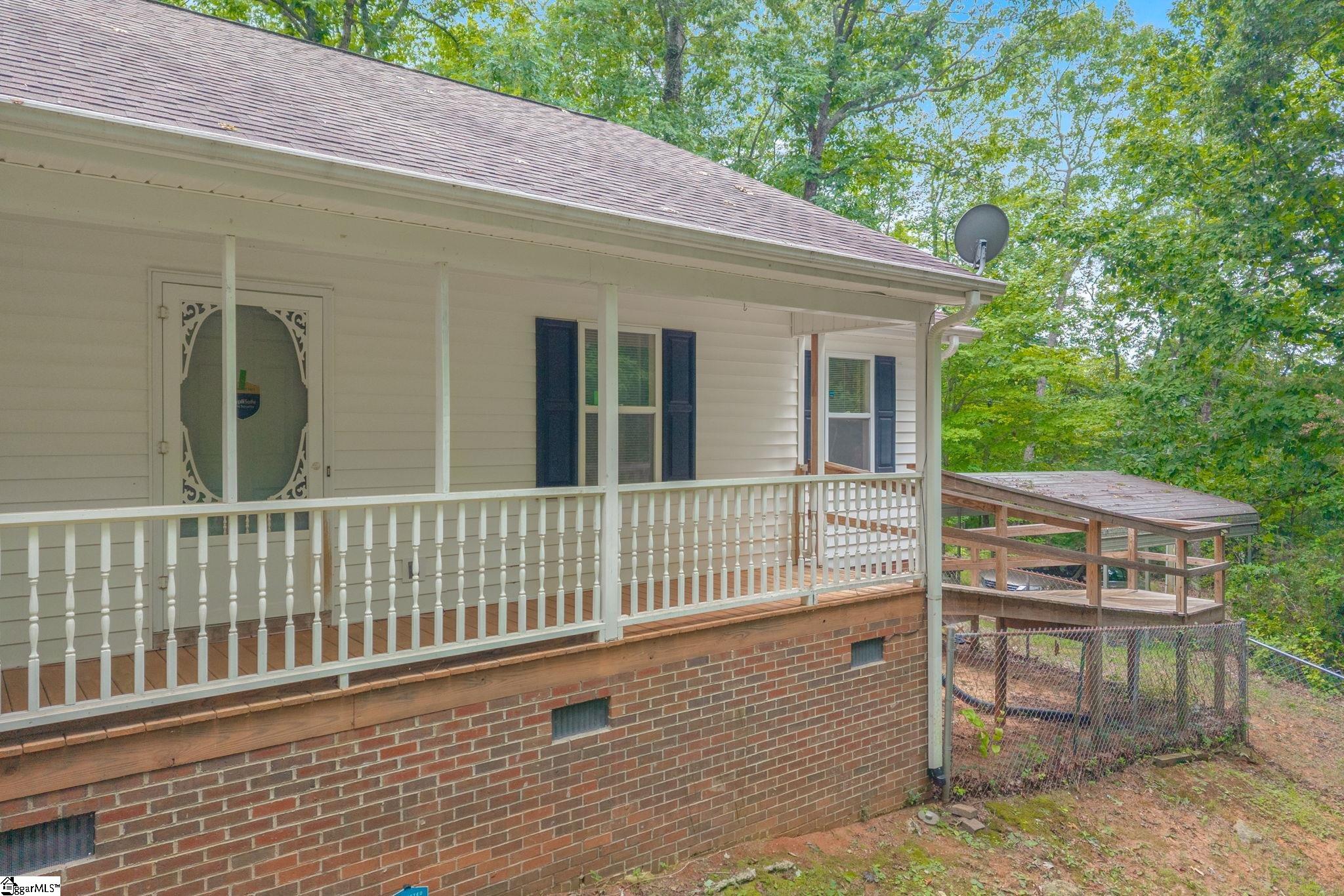 990 Mt Tabor Church Road Property Photo 4
