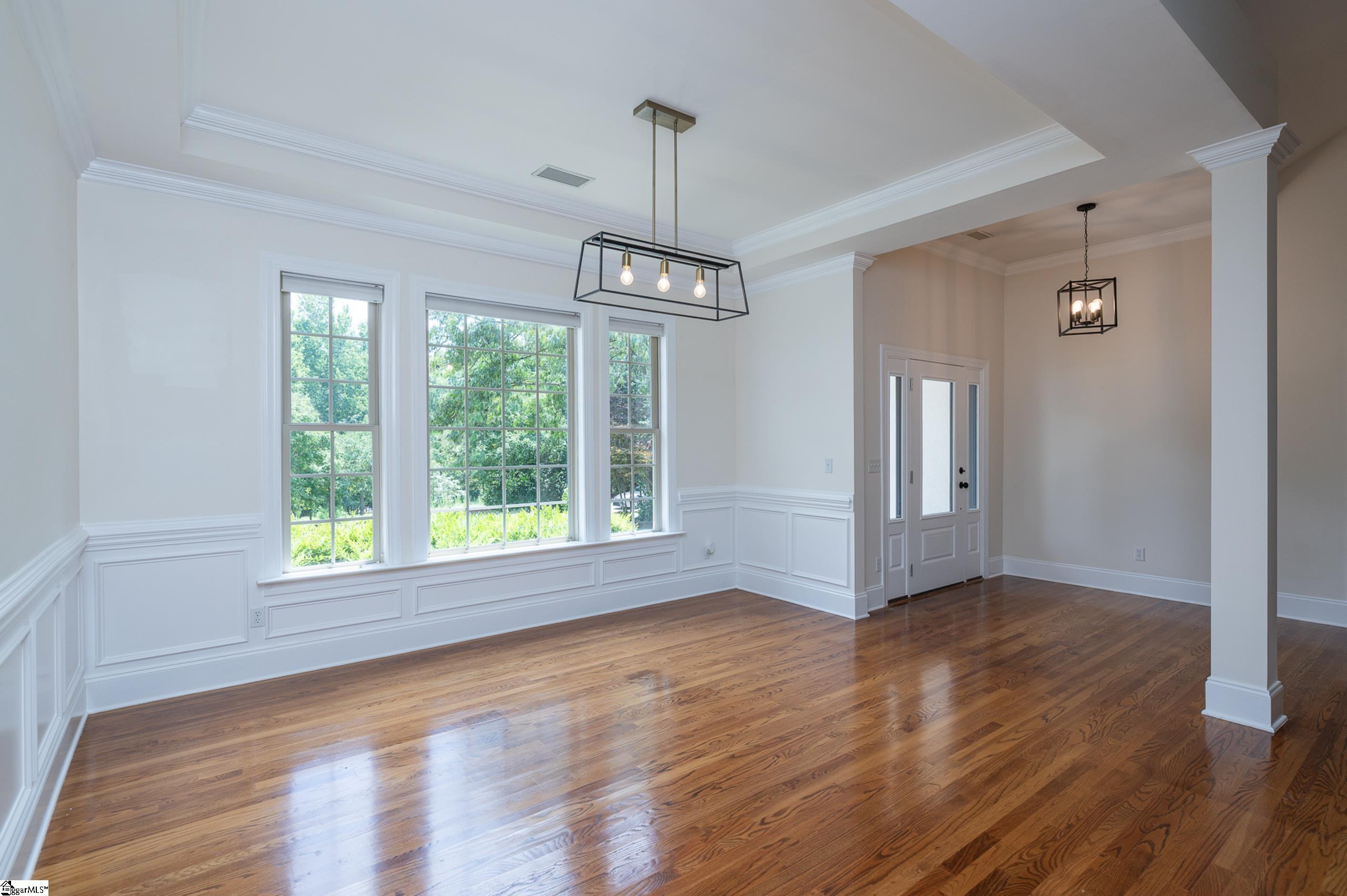 208 Glen Meadows Drive Property Photo 12