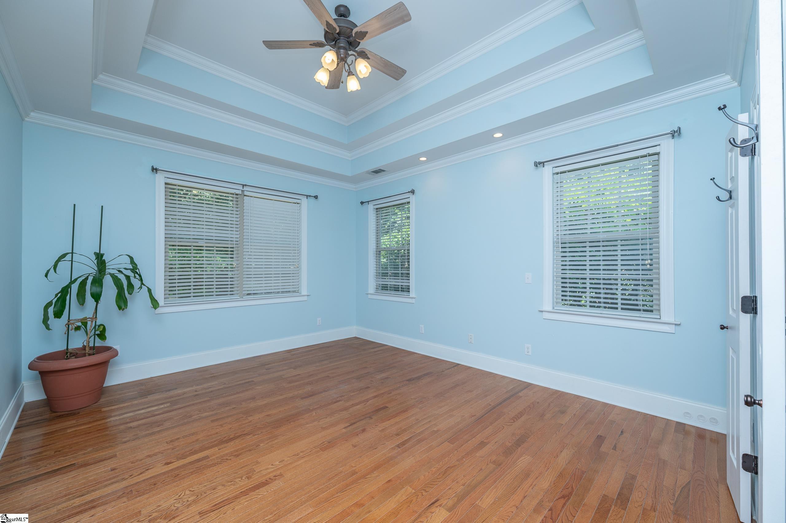 208 Glen Meadows Drive Property Photo 20