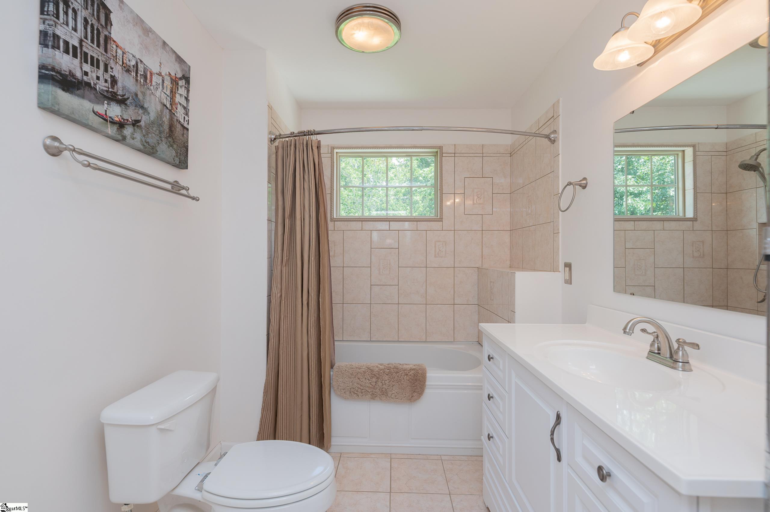 208 Glen Meadows Drive Property Photo 34