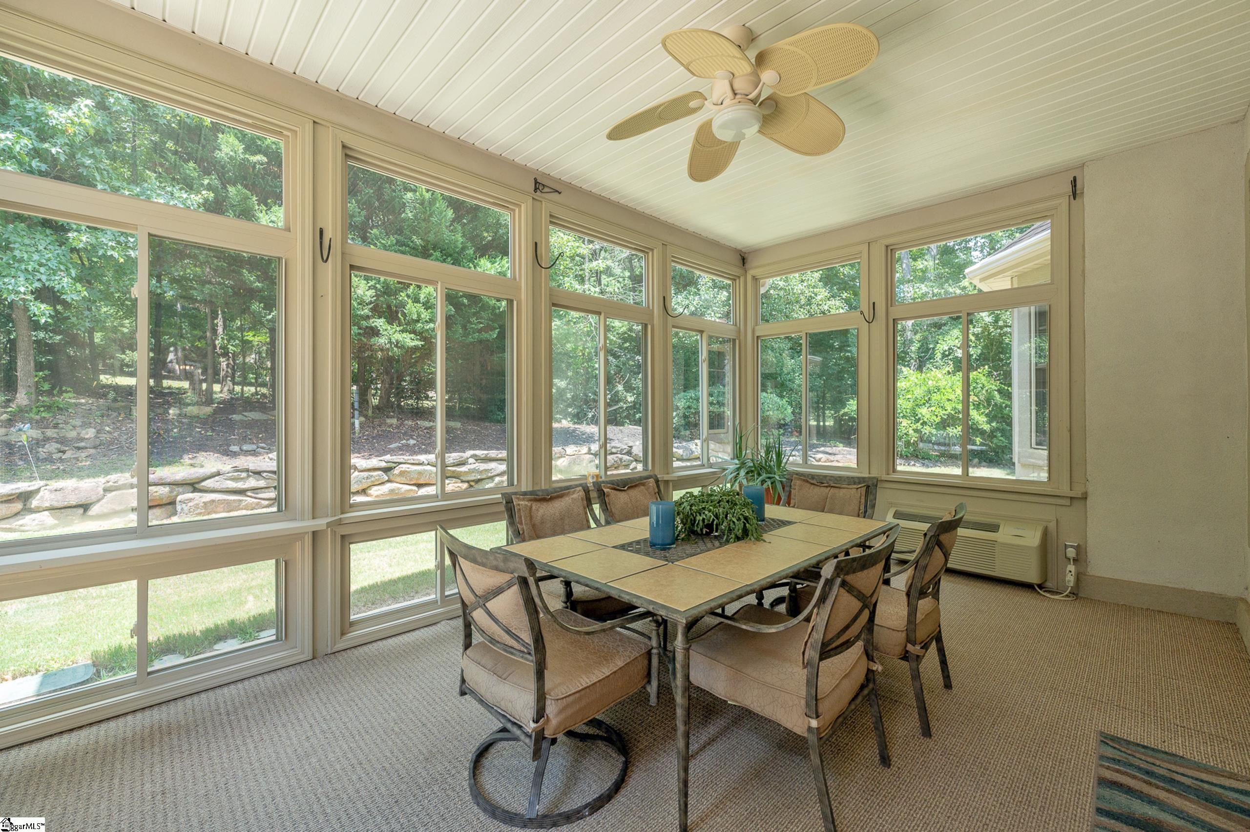 208 Glen Meadows Drive Property Photo 35