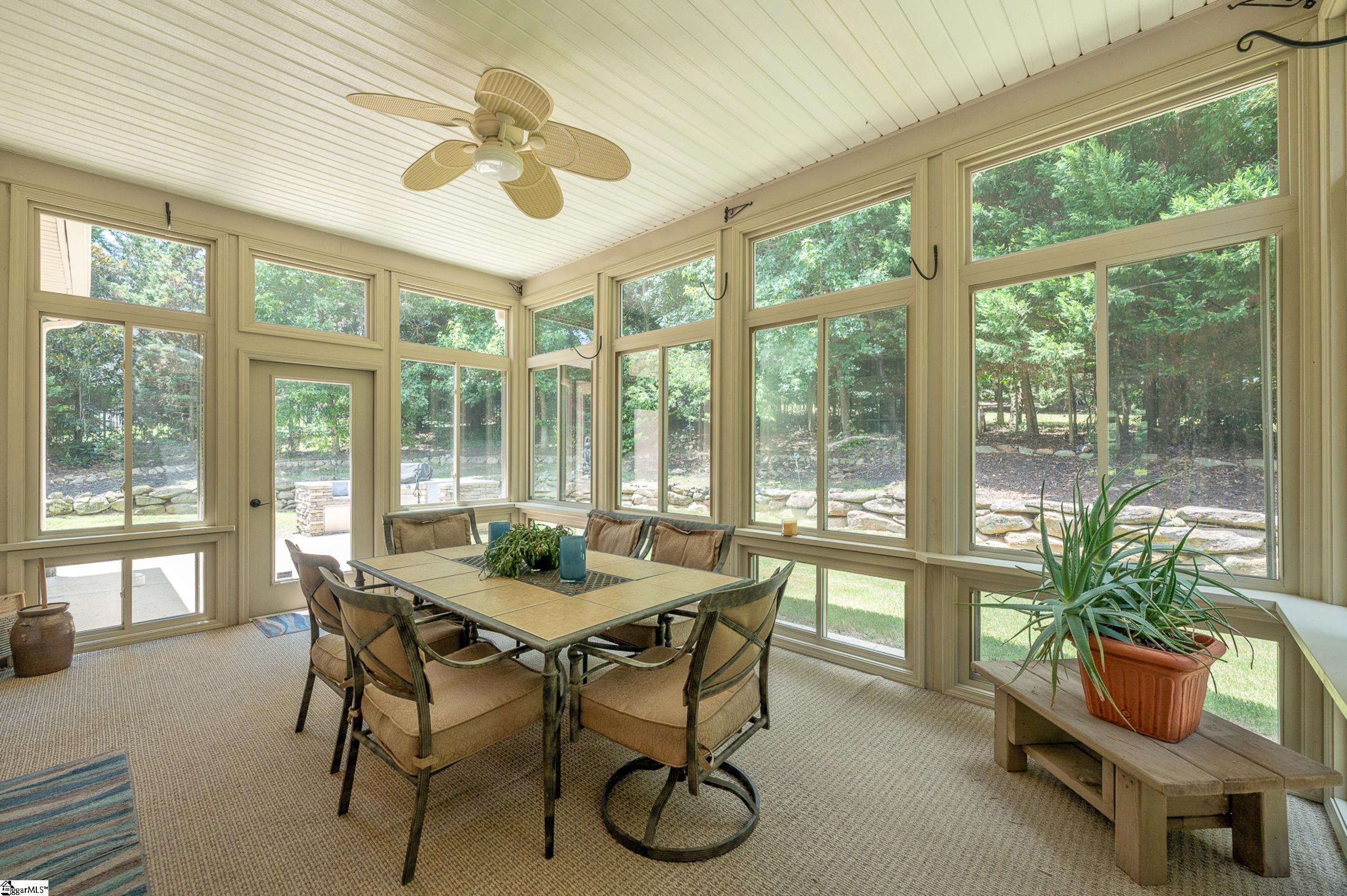 208 Glen Meadows Drive Property Photo 36