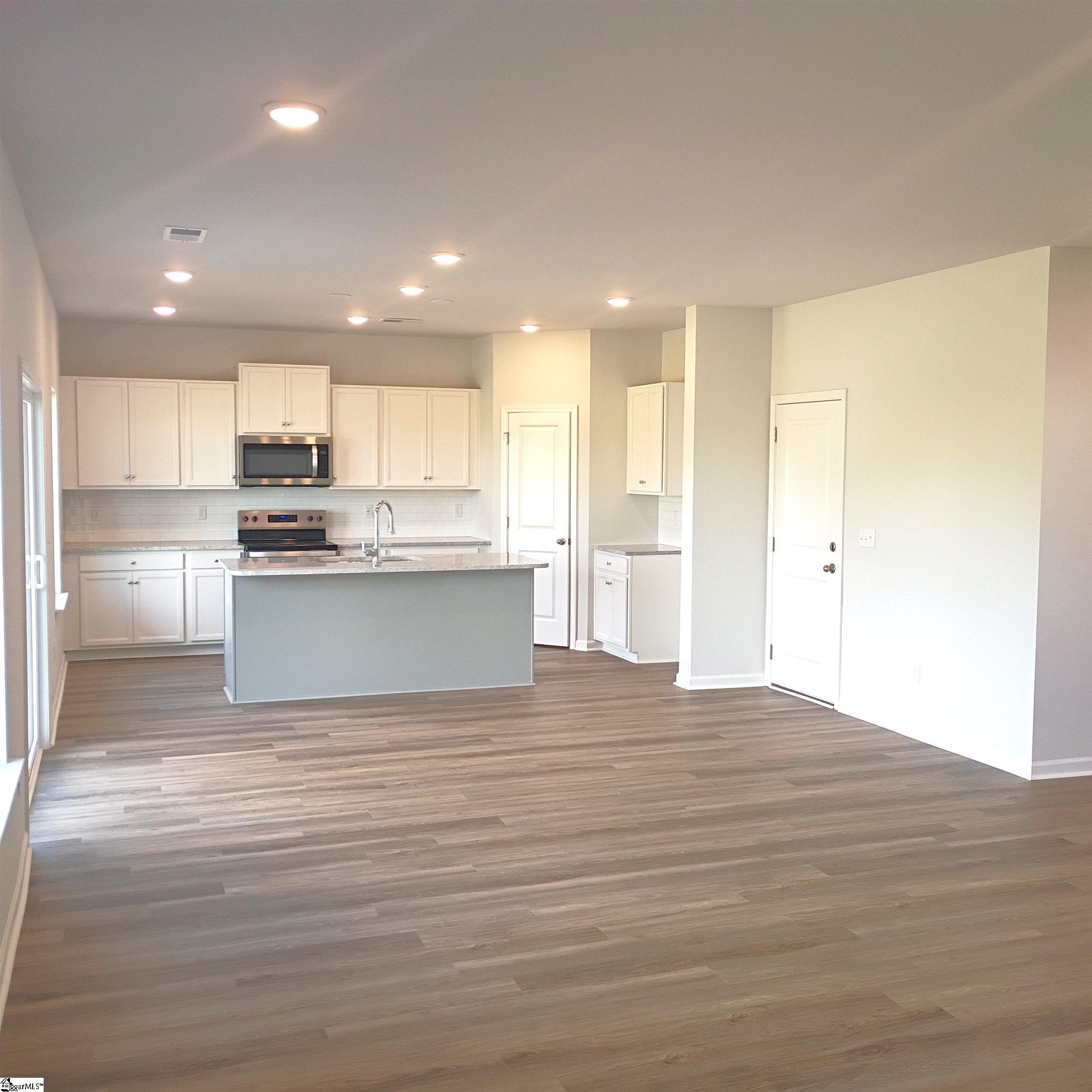 243 Pretoria Drive Property Photo 4