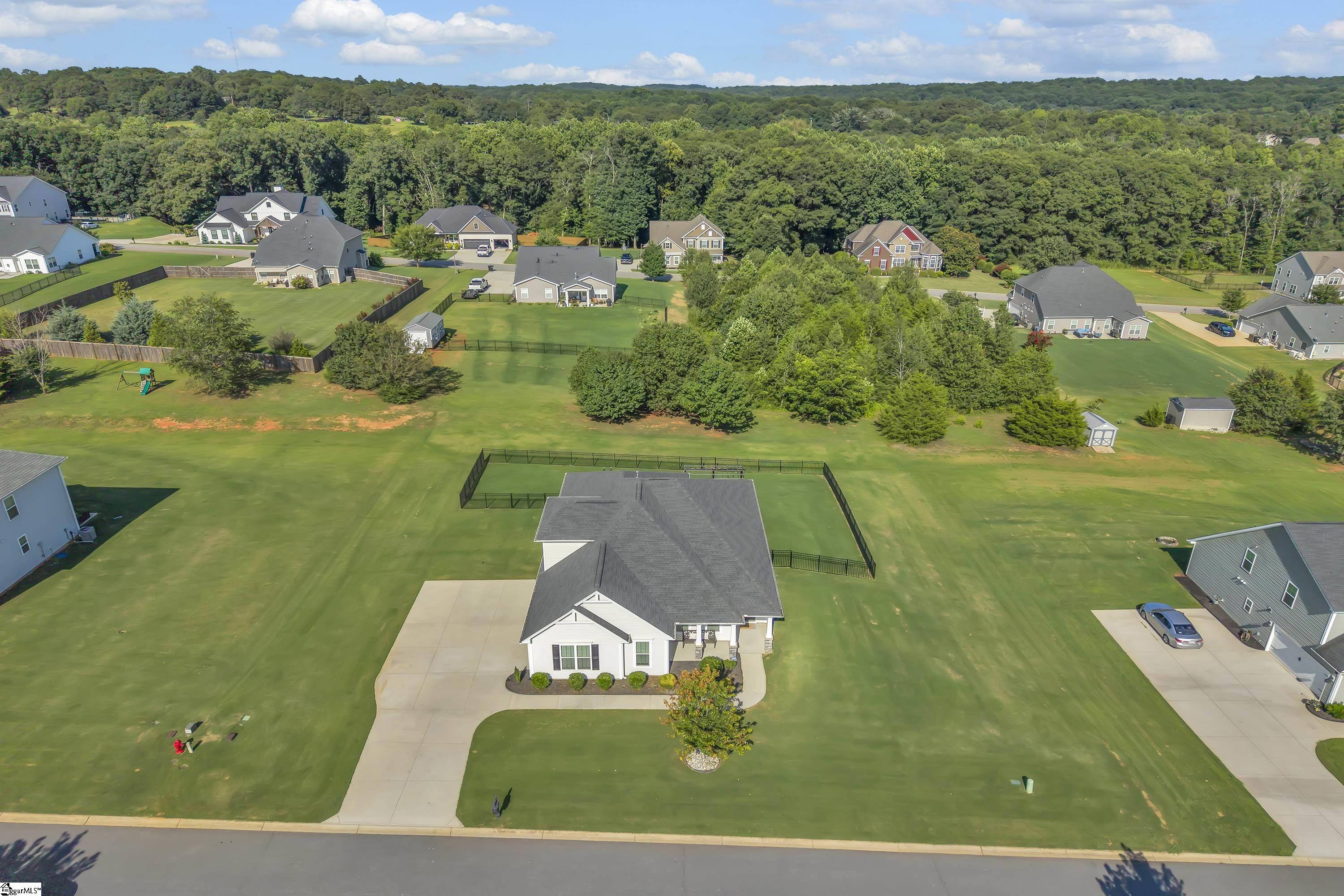 109 Nevell Drive Property Photo 3