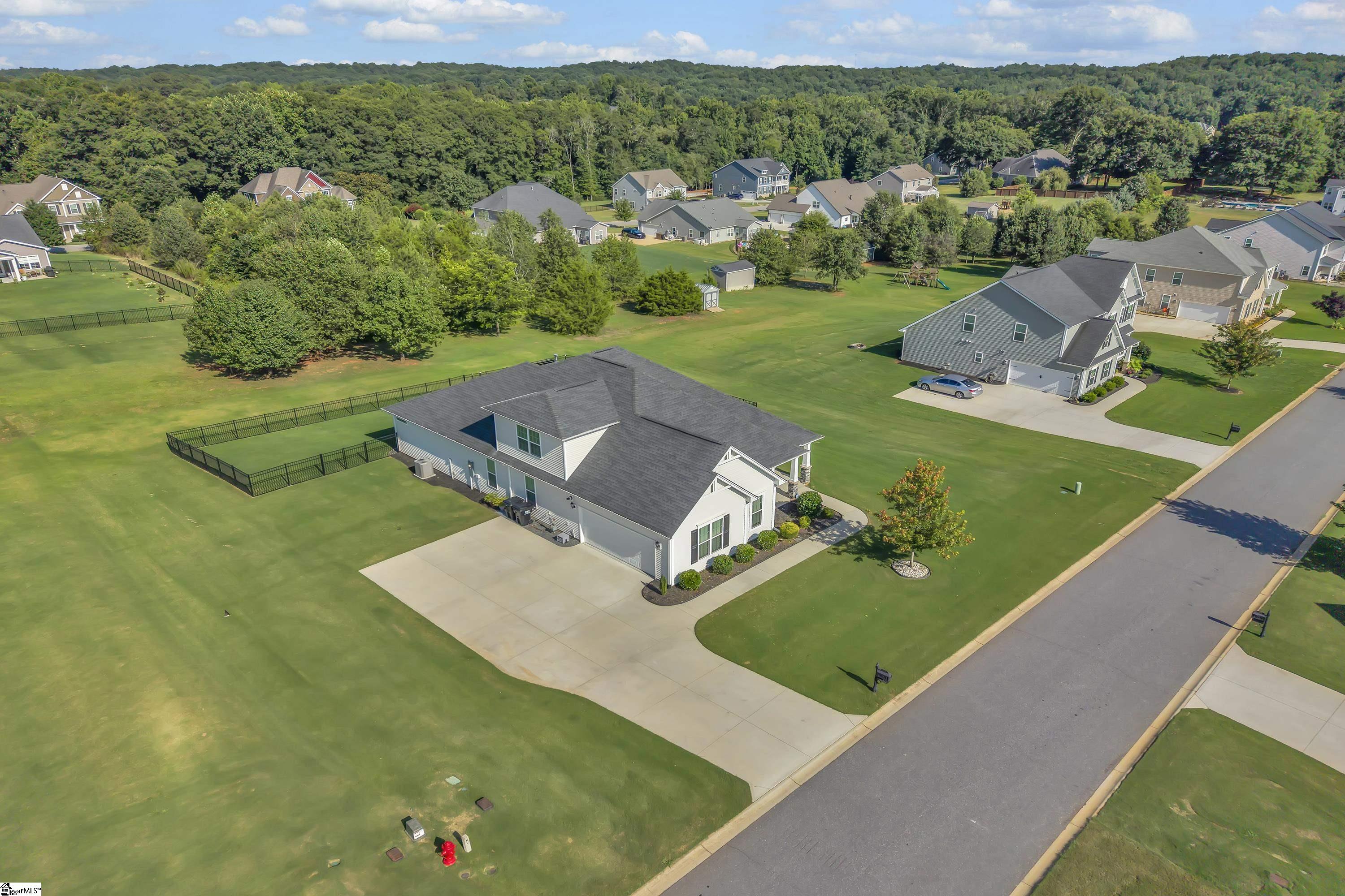 109 Nevell Drive Property Photo 4