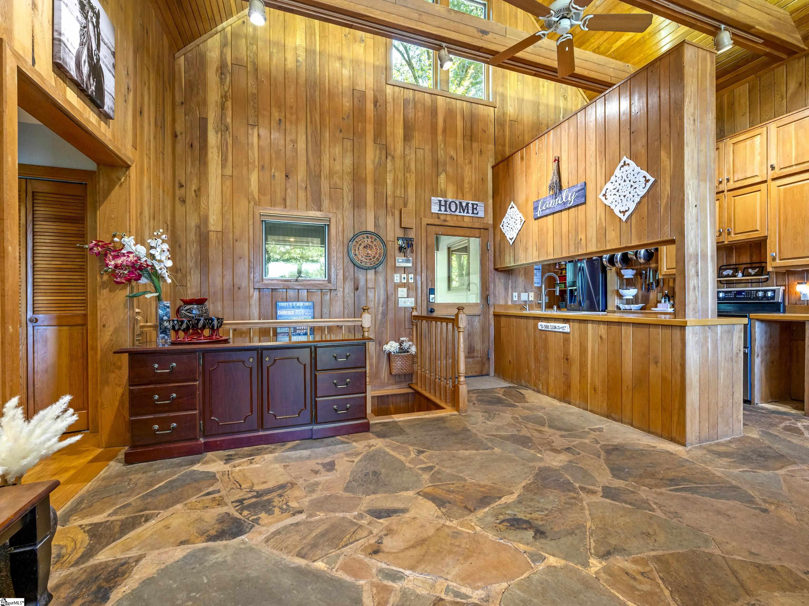 140 Joanda Farm Road Property Photo 4