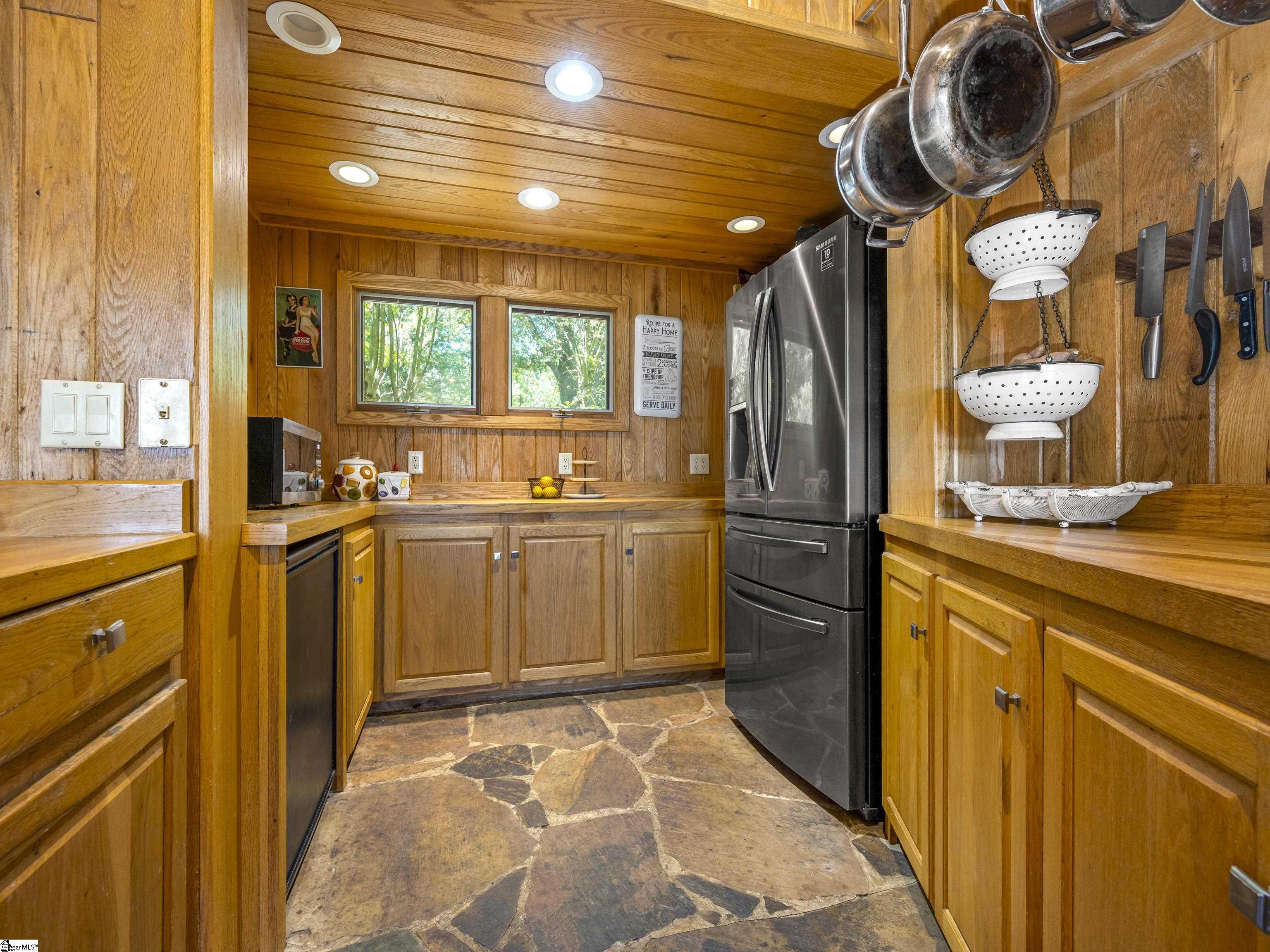 140 Joanda Farm Road Property Photo 5