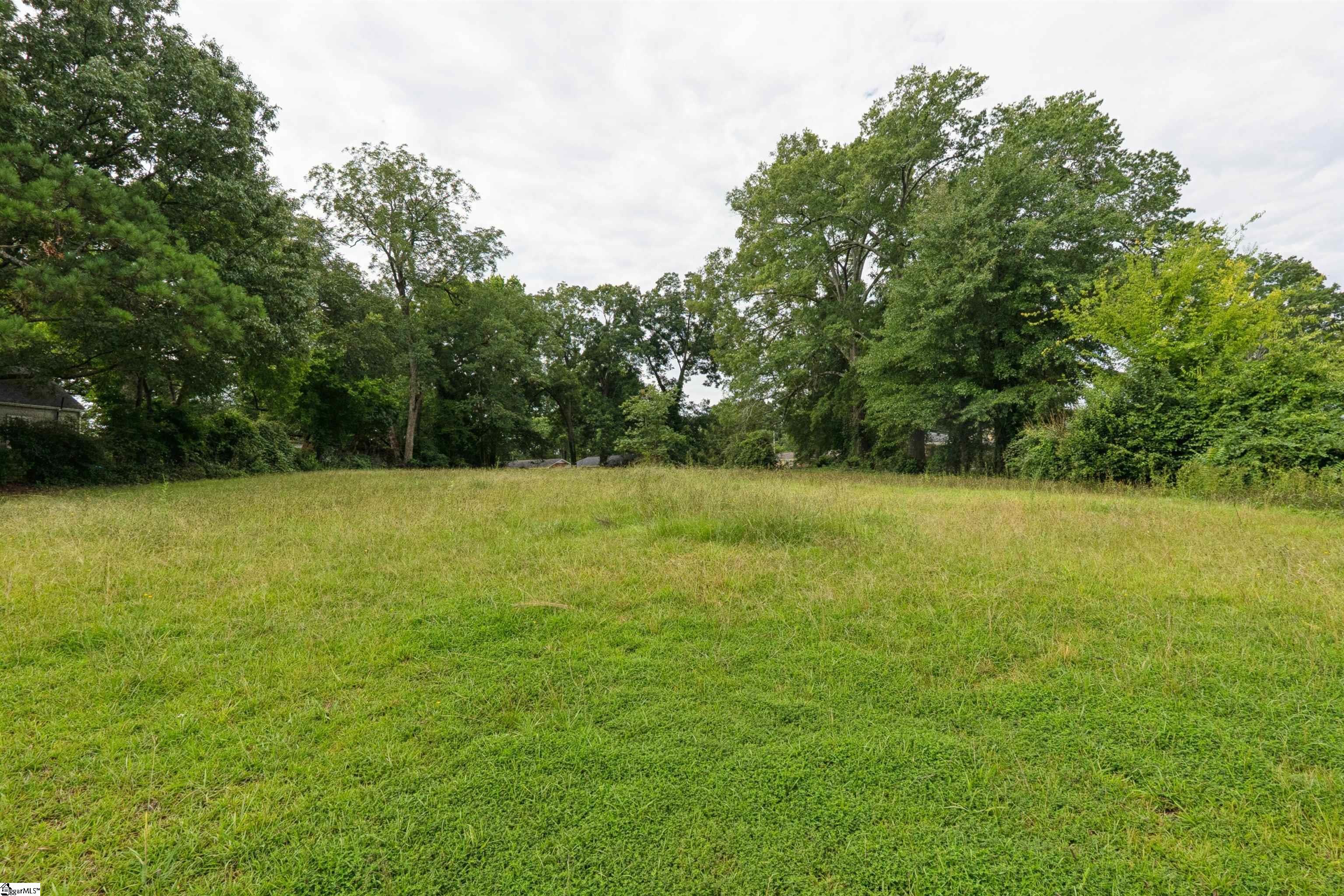 844 Cambridge Avenue Property Photo 2