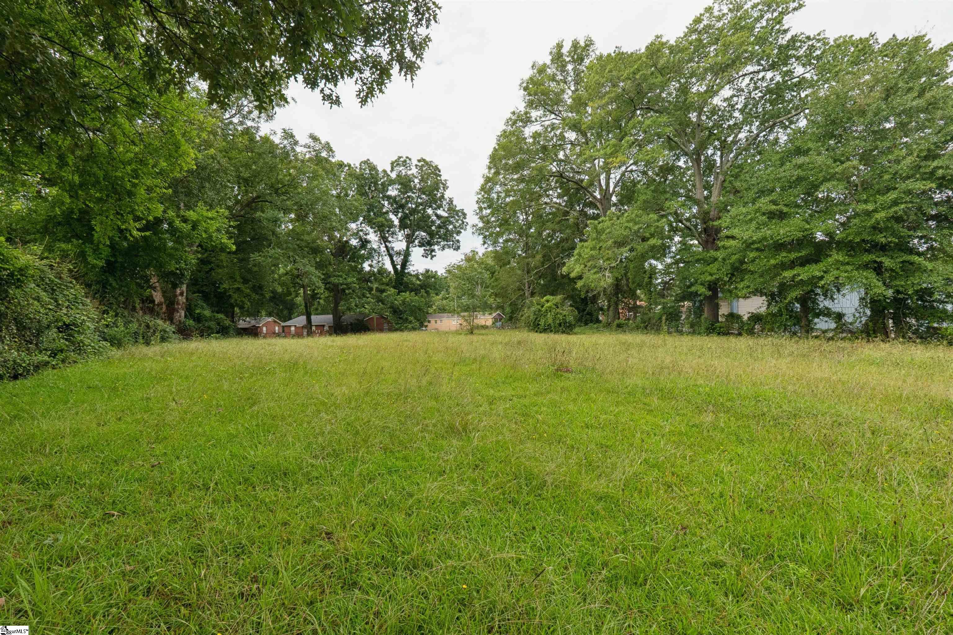 844 Cambridge Avenue Property Photo 3