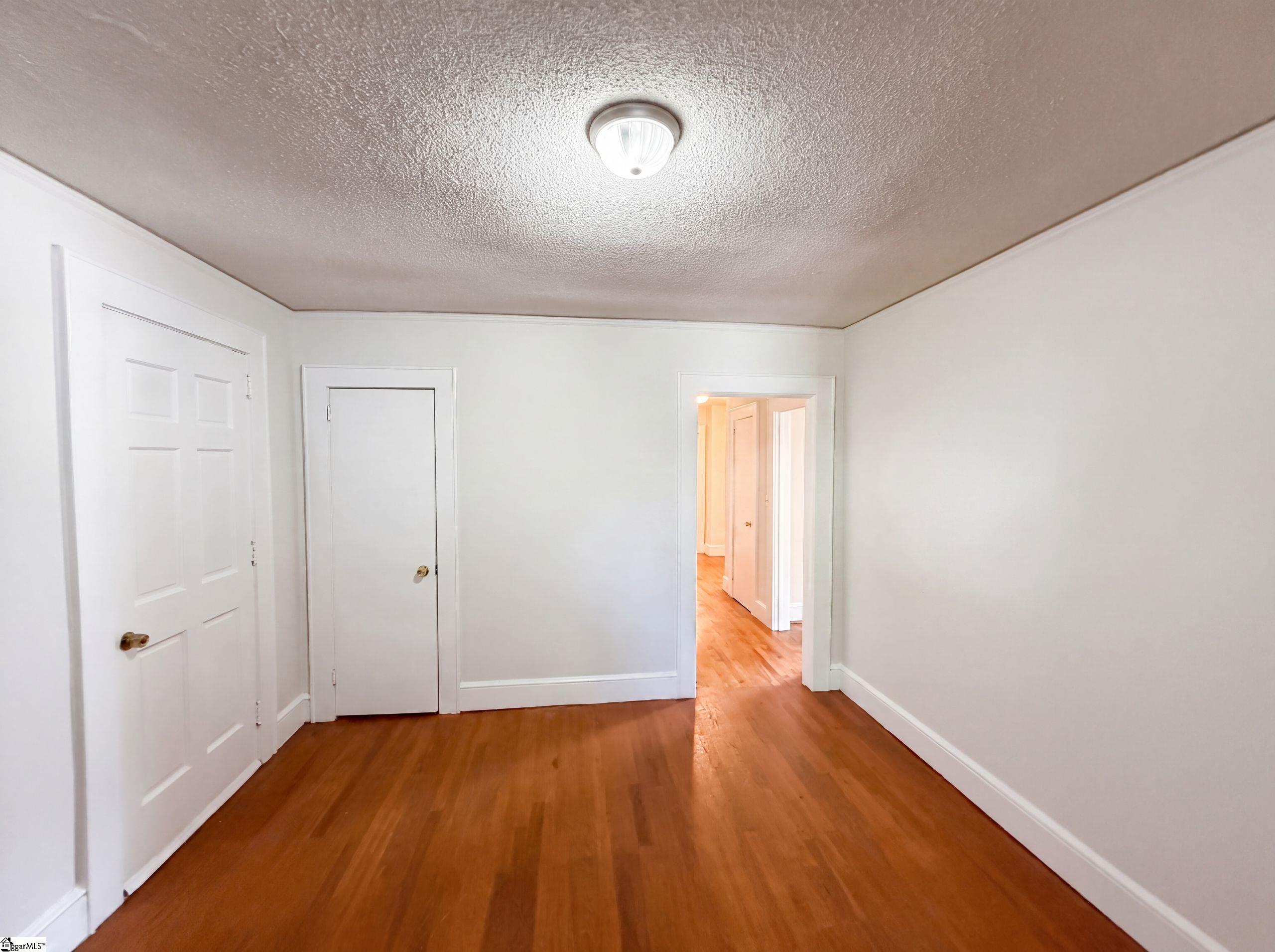 309 E Blue Ridge Drive Property Photo 10