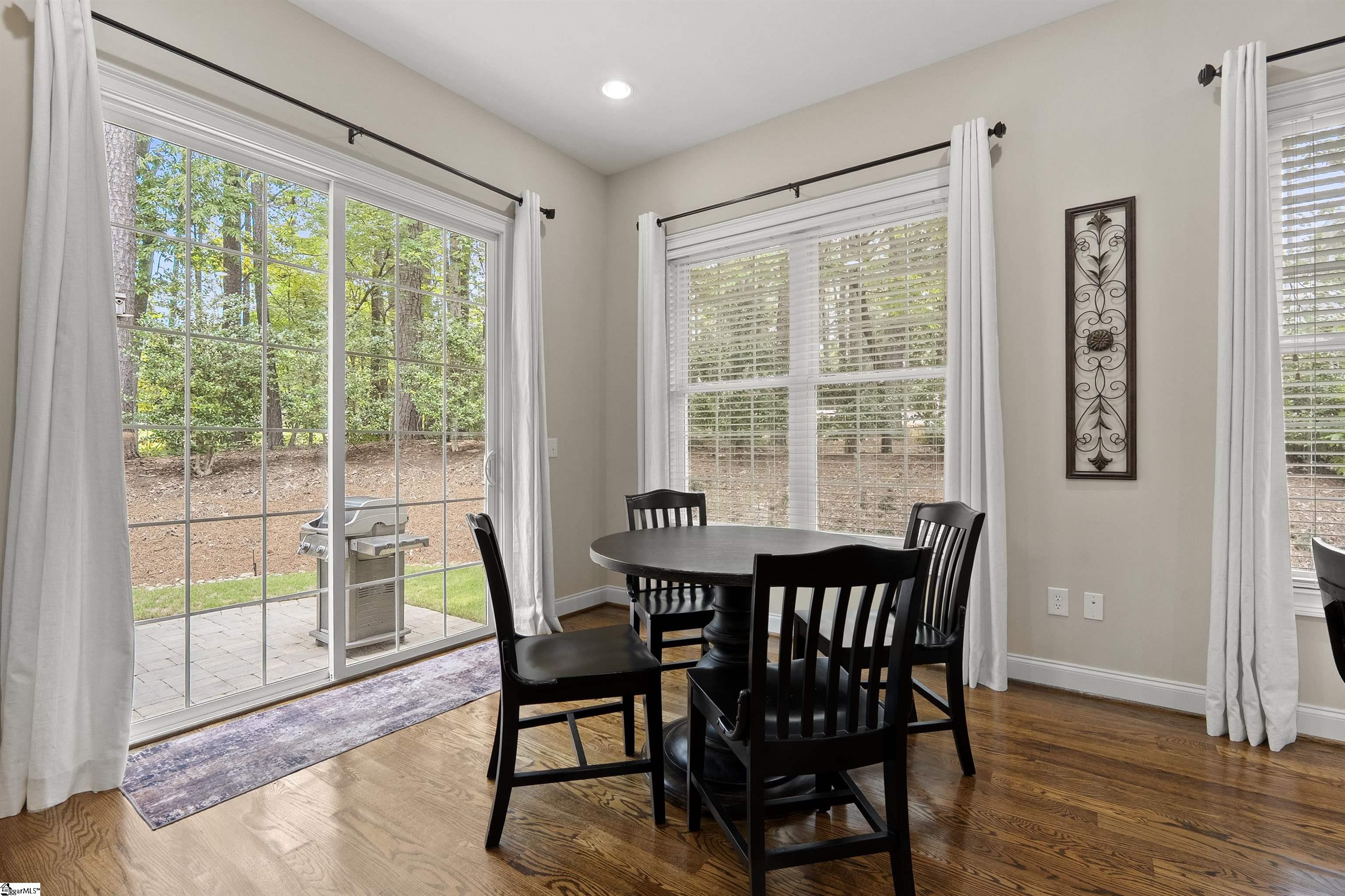 1599634 Property Photo 14