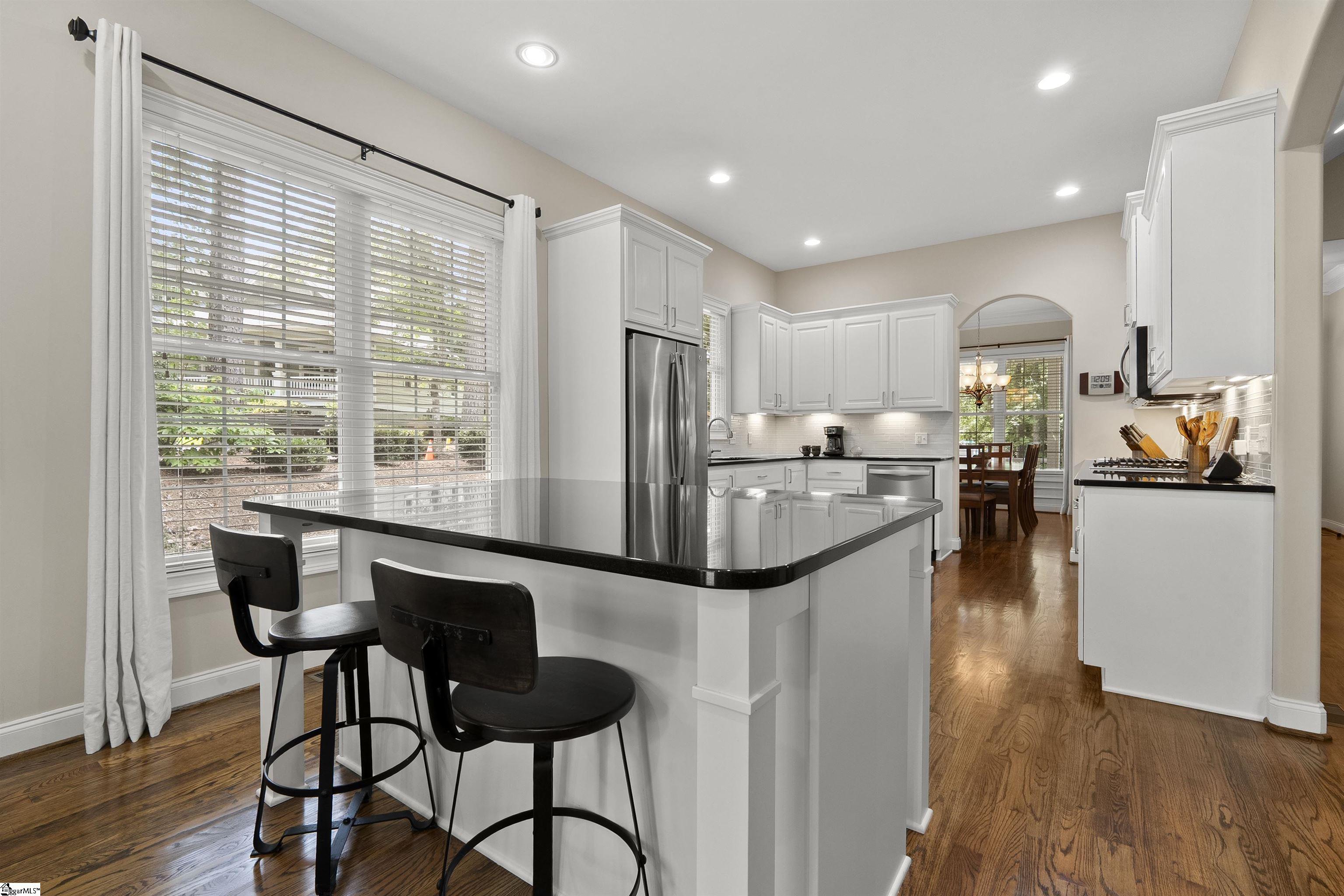 1599634 Property Photo 17