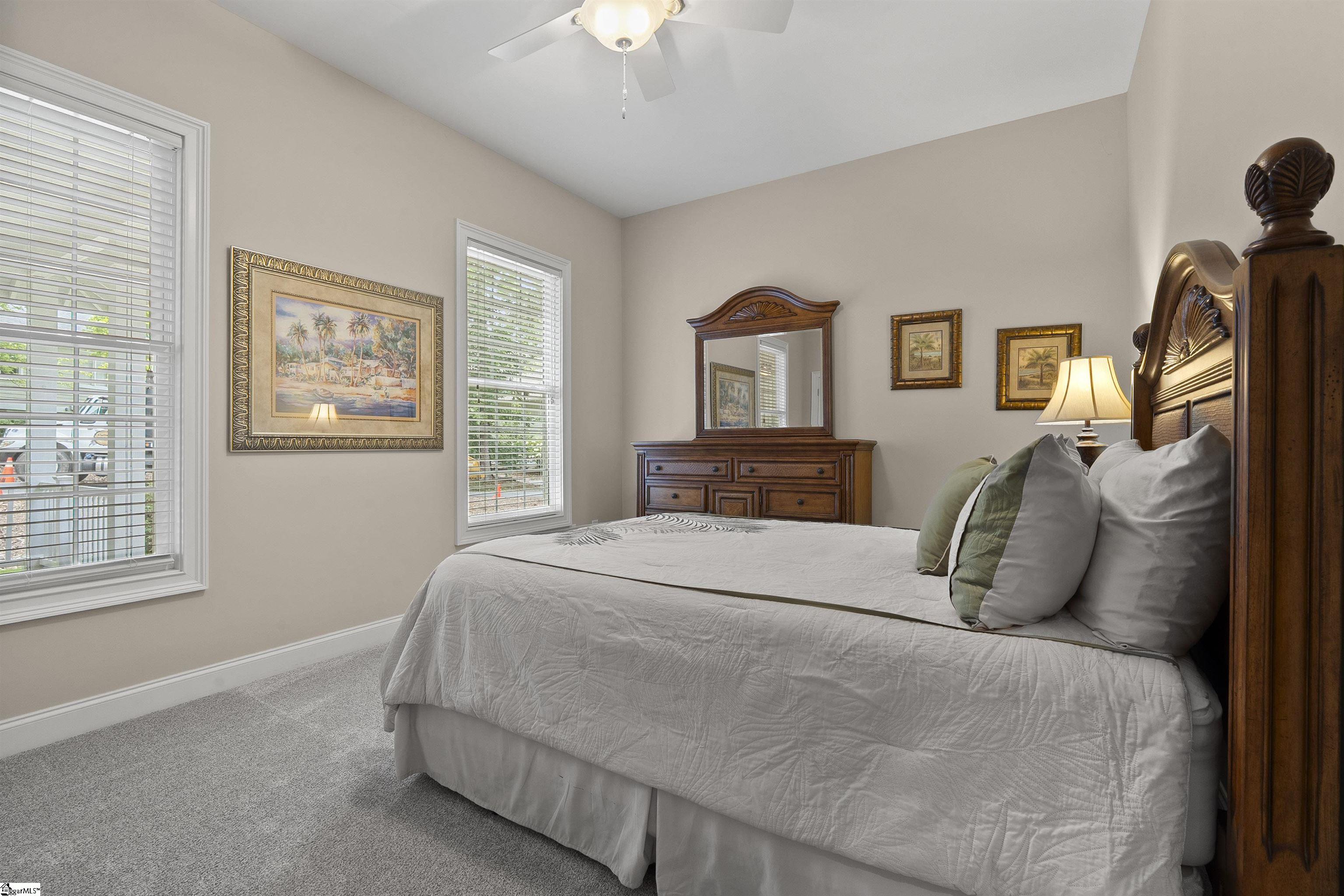 1599634 Property Photo 31