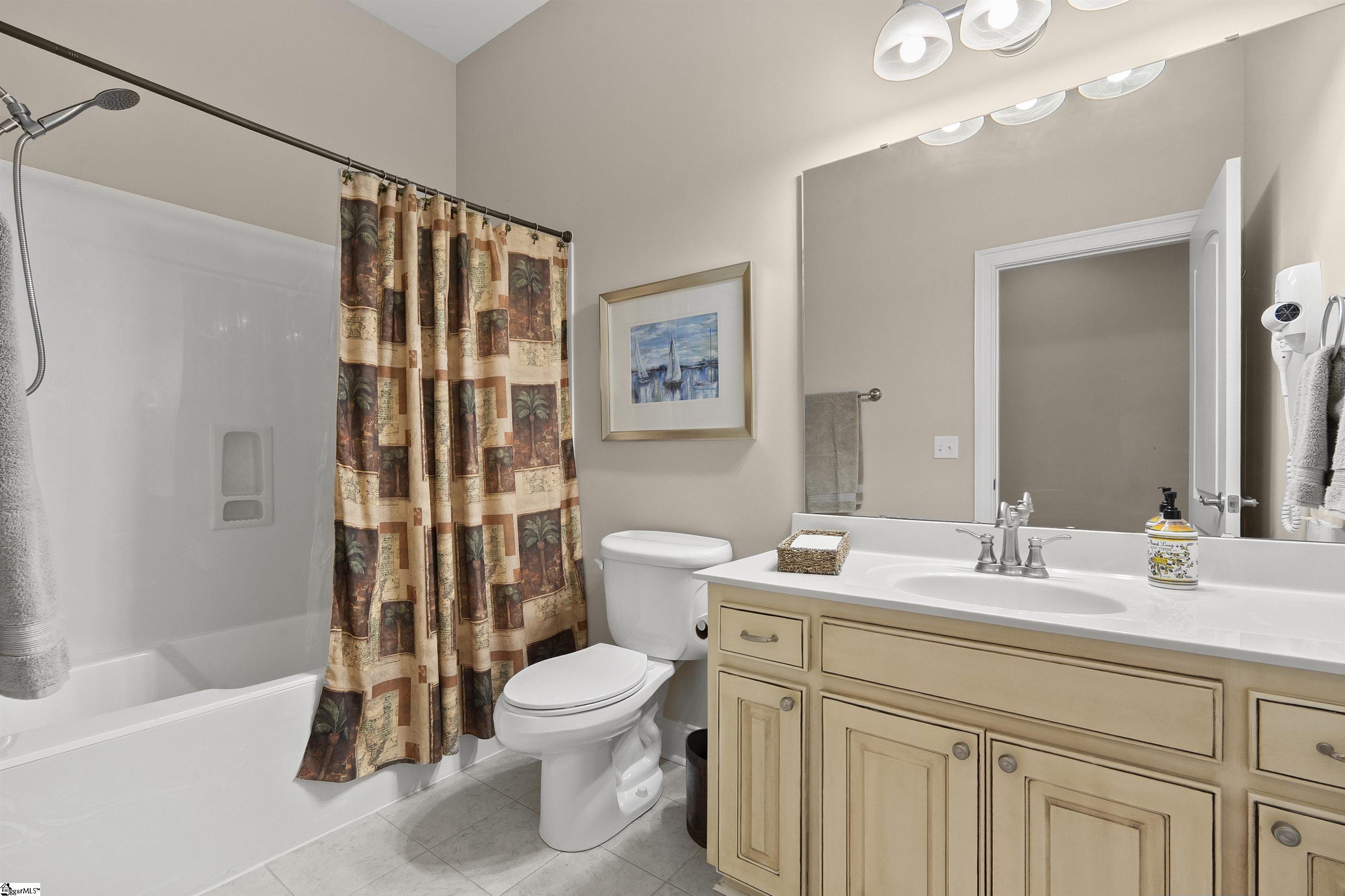 1599634 Property Photo 35