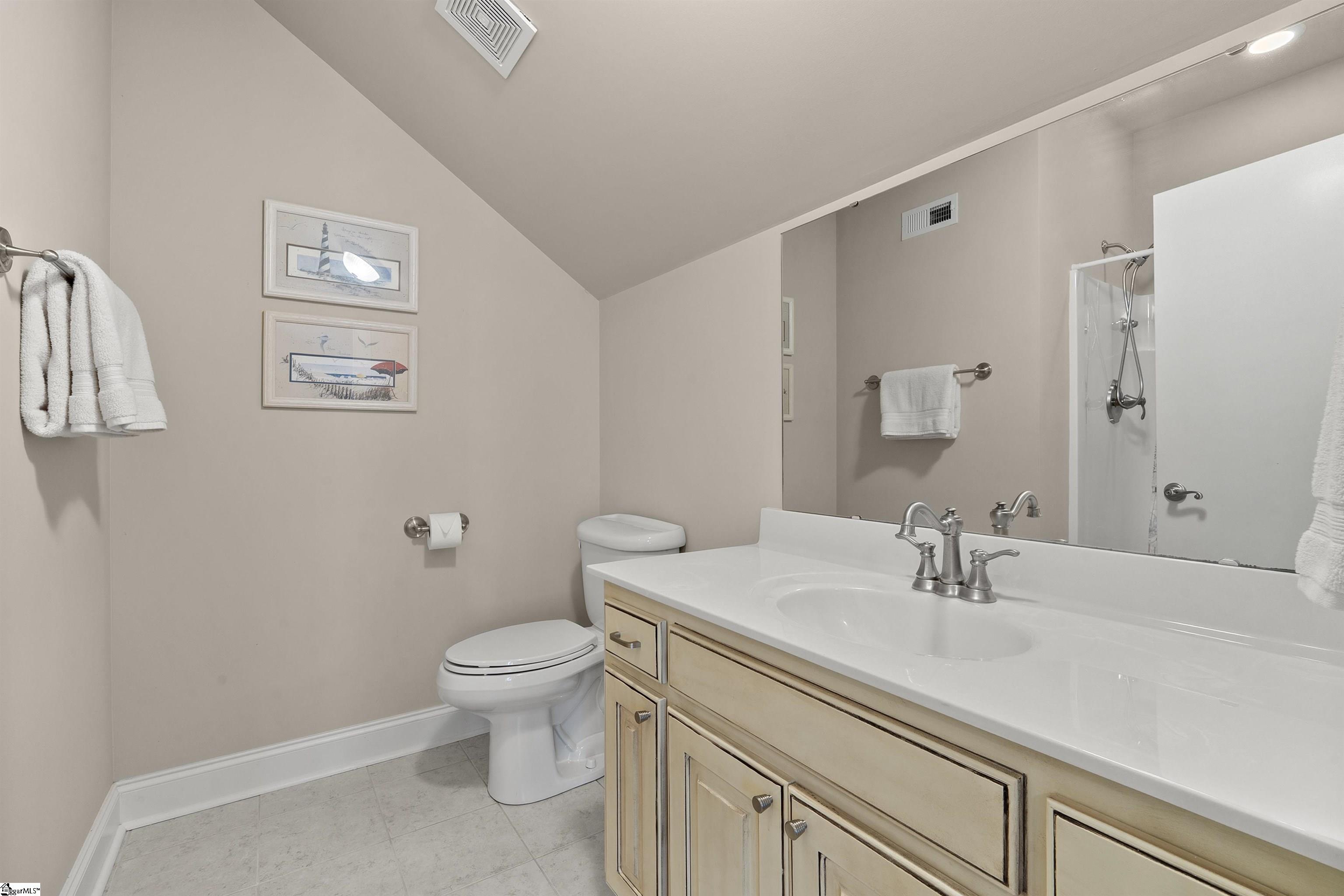 1599634 Property Photo 40