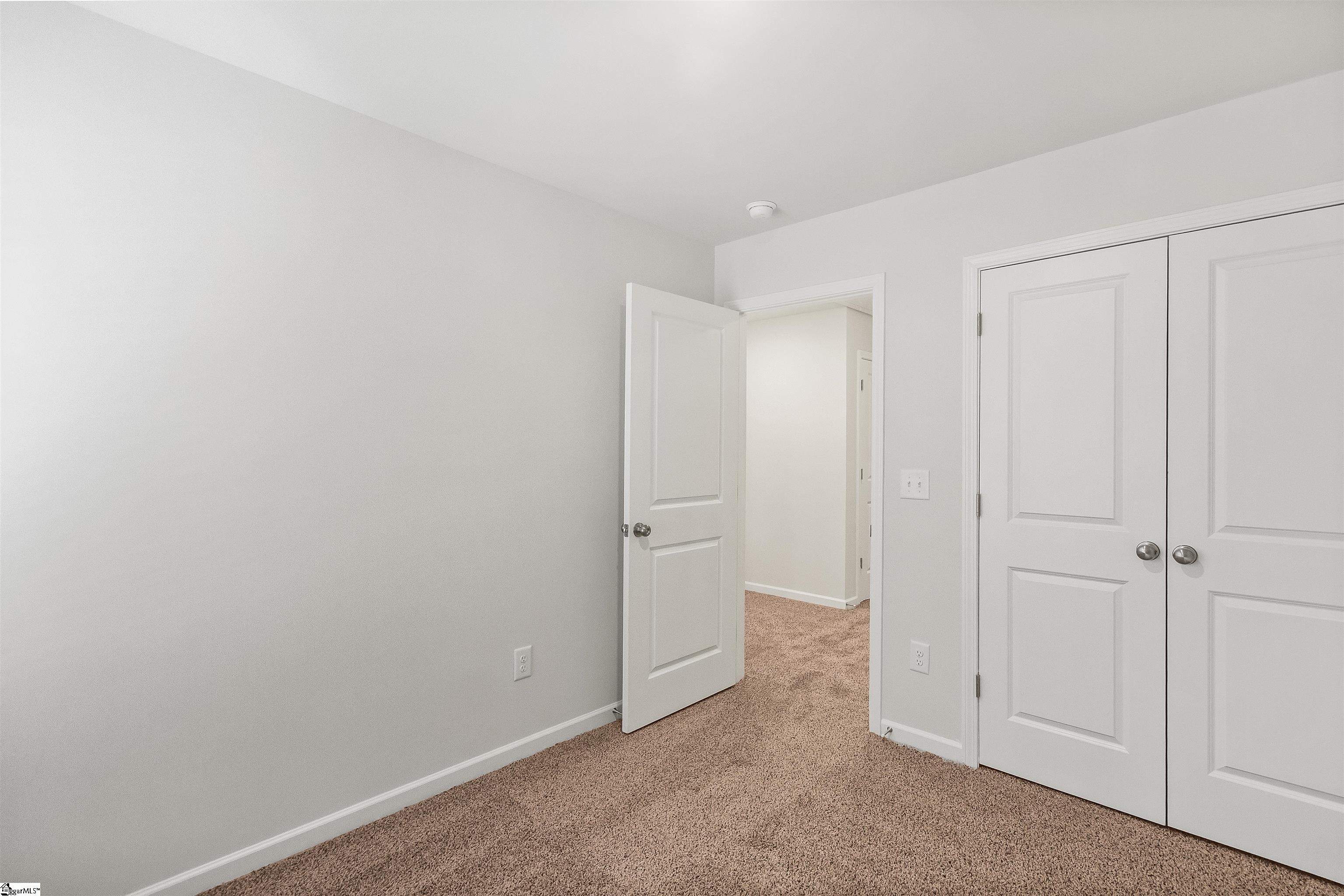 32 Stoneview Way Property Photo 10