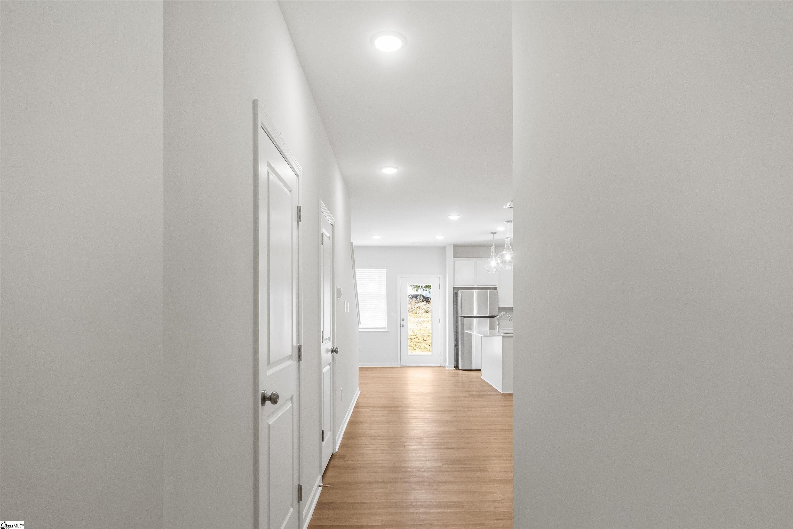 32 Stoneview Way Property Photo 13