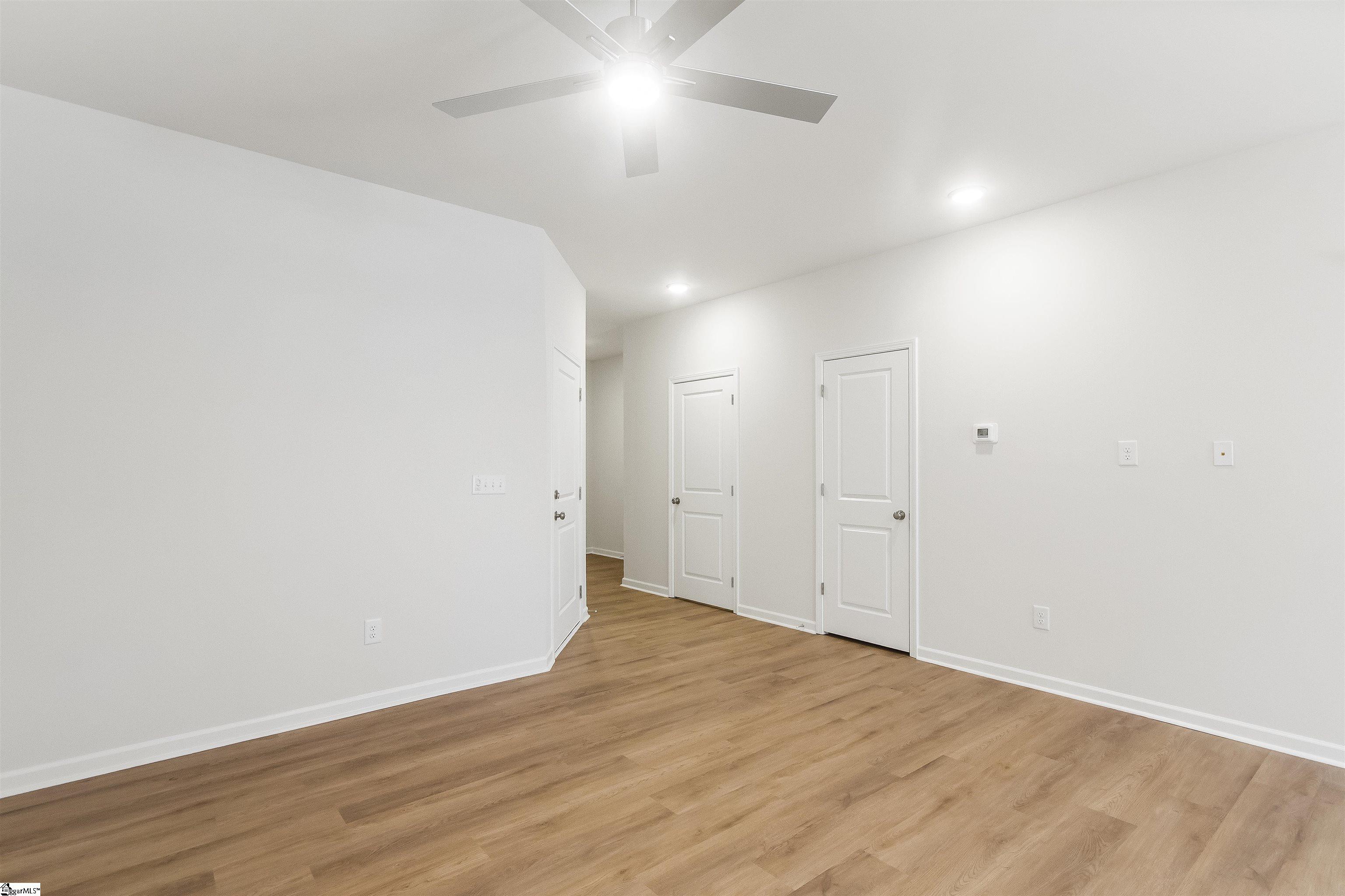 32 Stoneview Way Property Photo 15