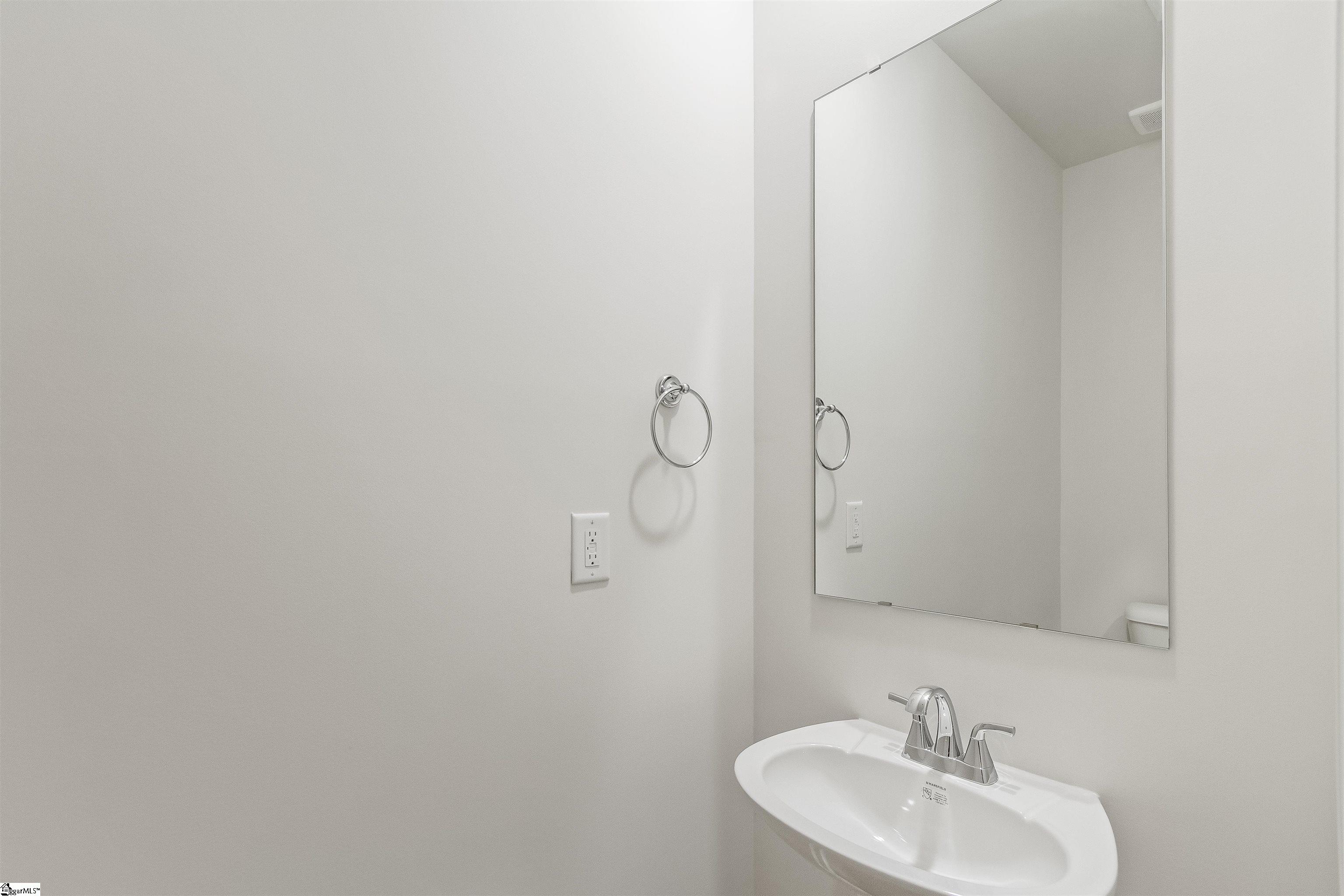 32 Stoneview Way Property Photo 17