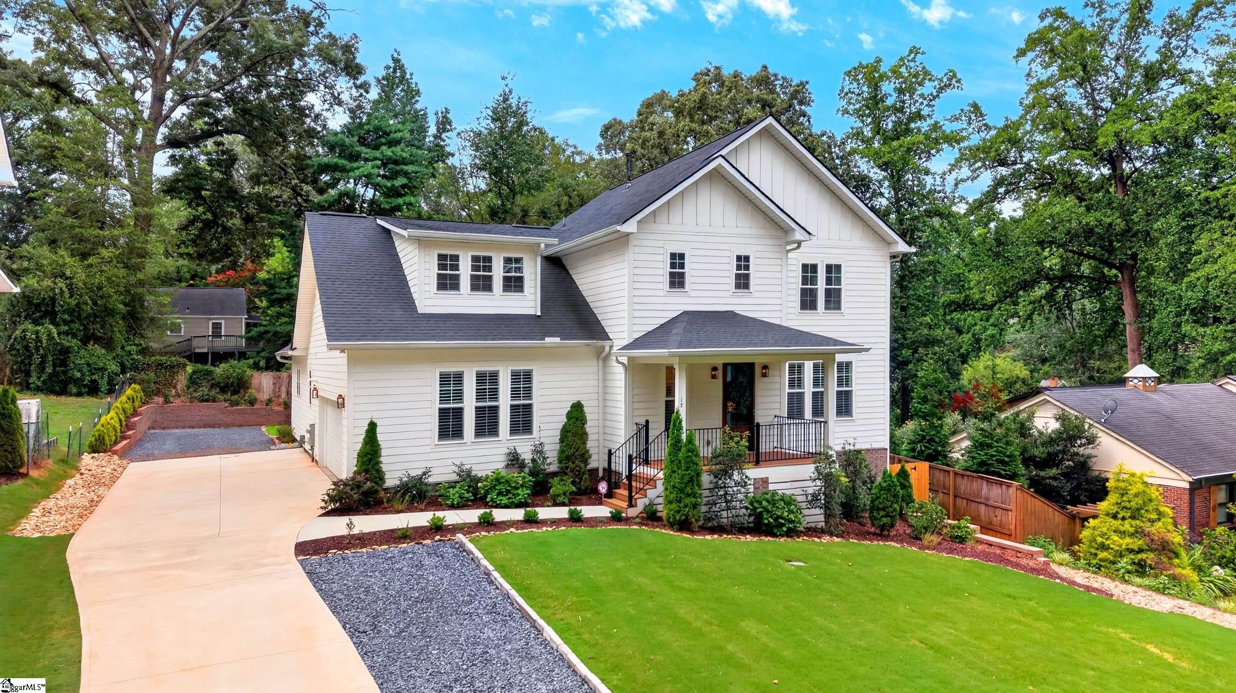 17 Pinehurst Drive Property Photo 3