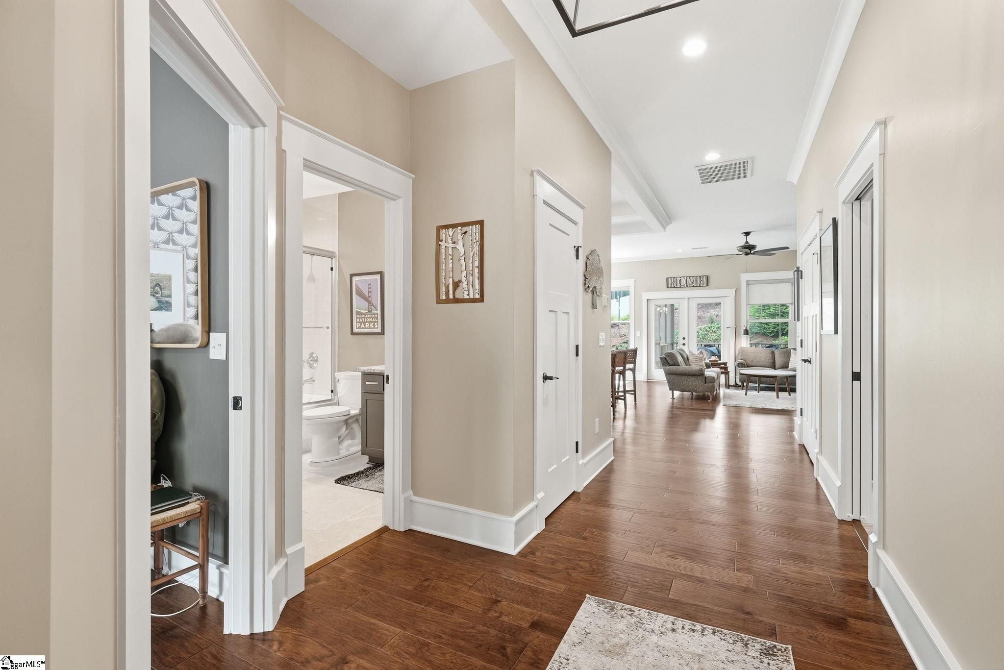 9 Silkvine Court Property Photo 7