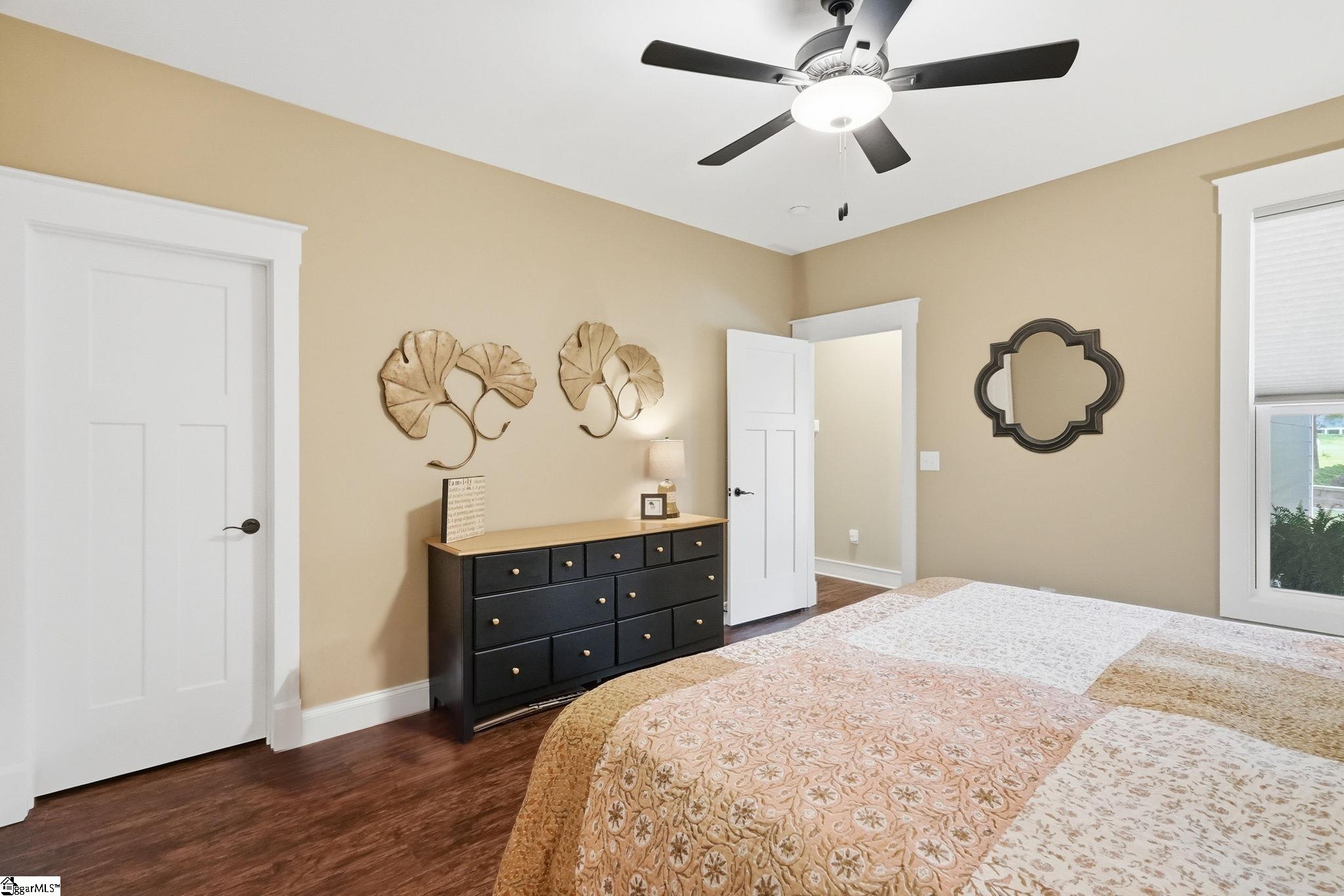 9 Silkvine Court Property Photo 29