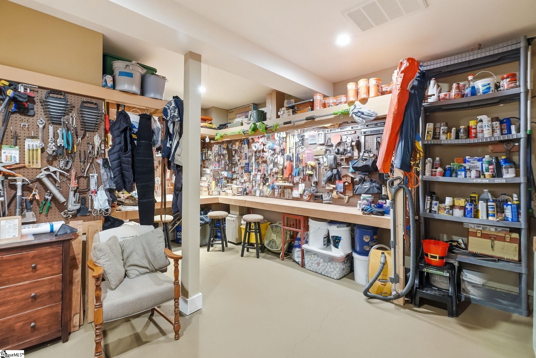 9 Silkvine Court Property Photo 33