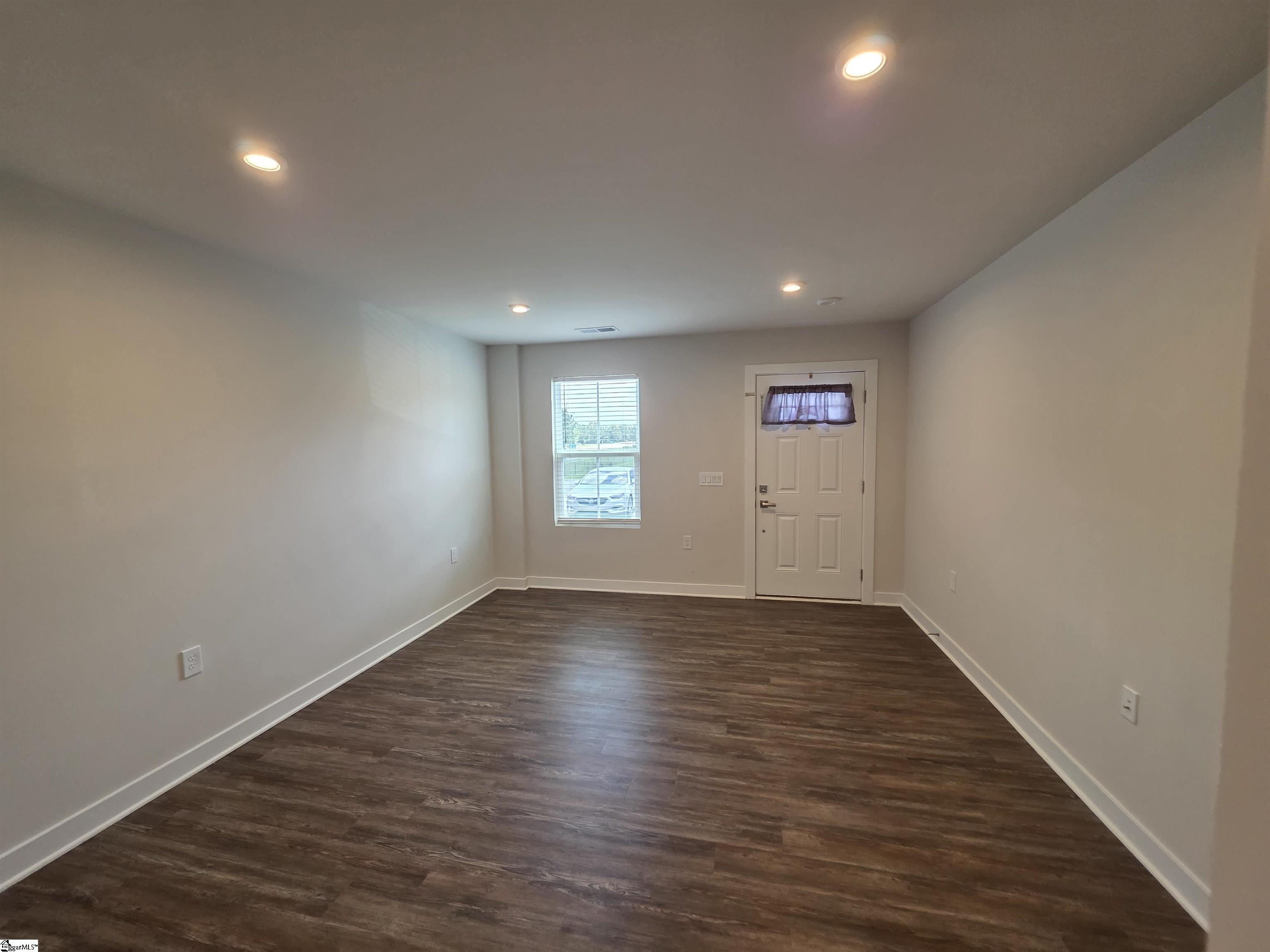 506 Roan Creek Trail Property Photo 6