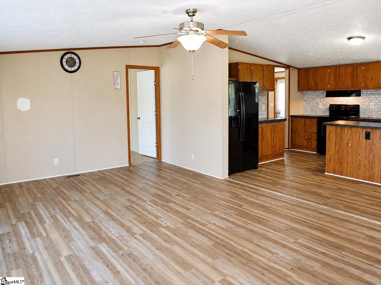 170 Cooper Road Property Photo 3