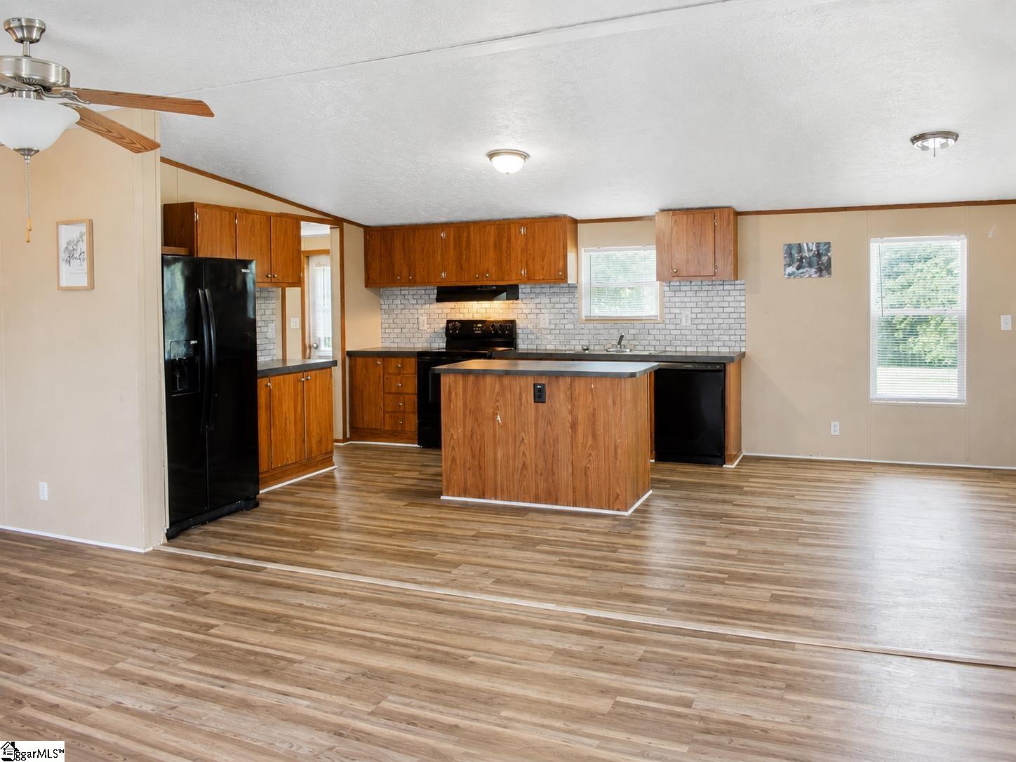 170 Cooper Road Property Photo 8