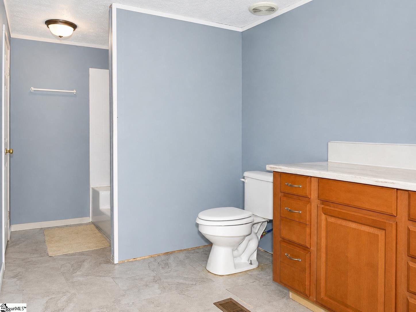 170 Cooper Road Property Photo 14