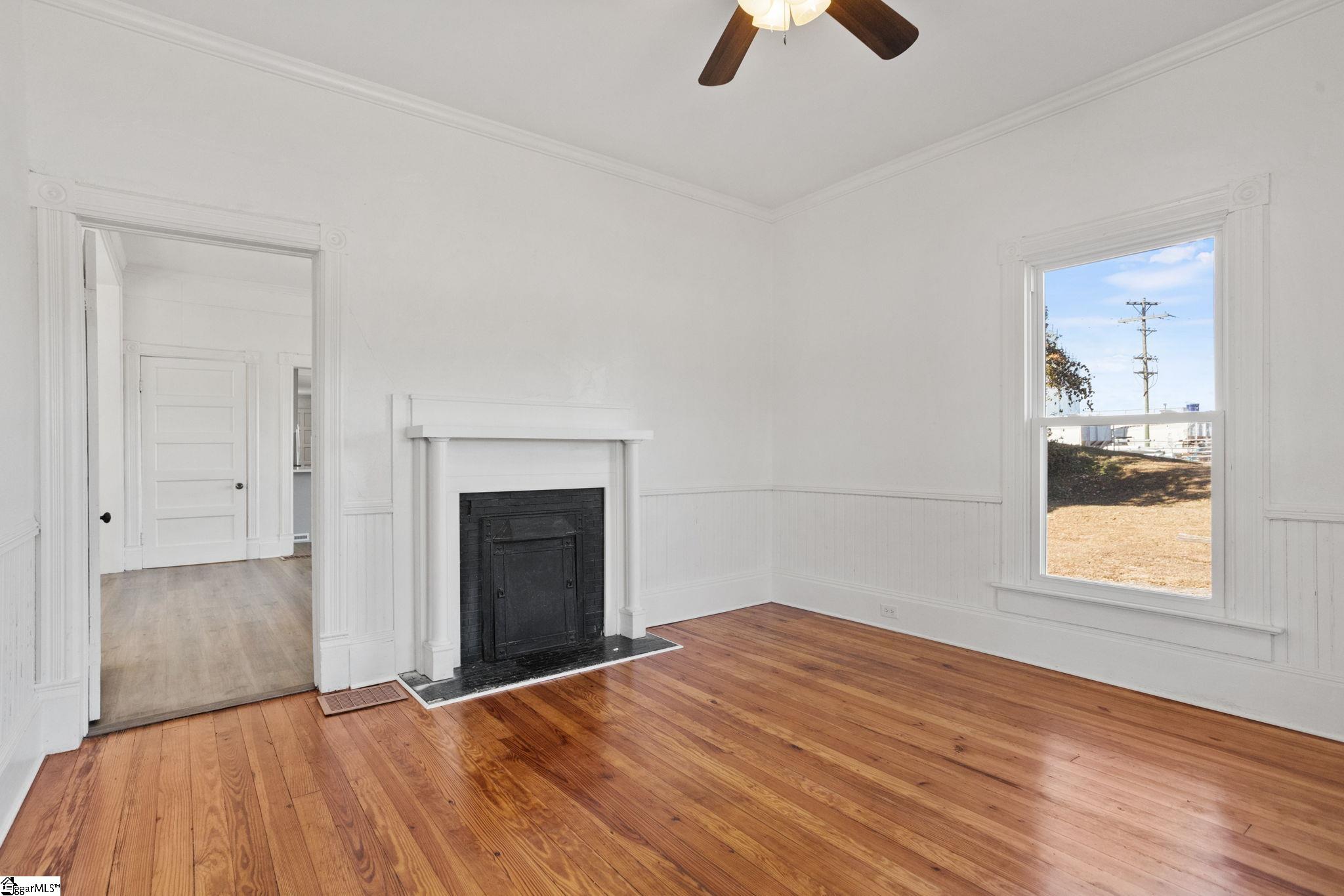 5994 N Old Laurens Road Property Photo 14