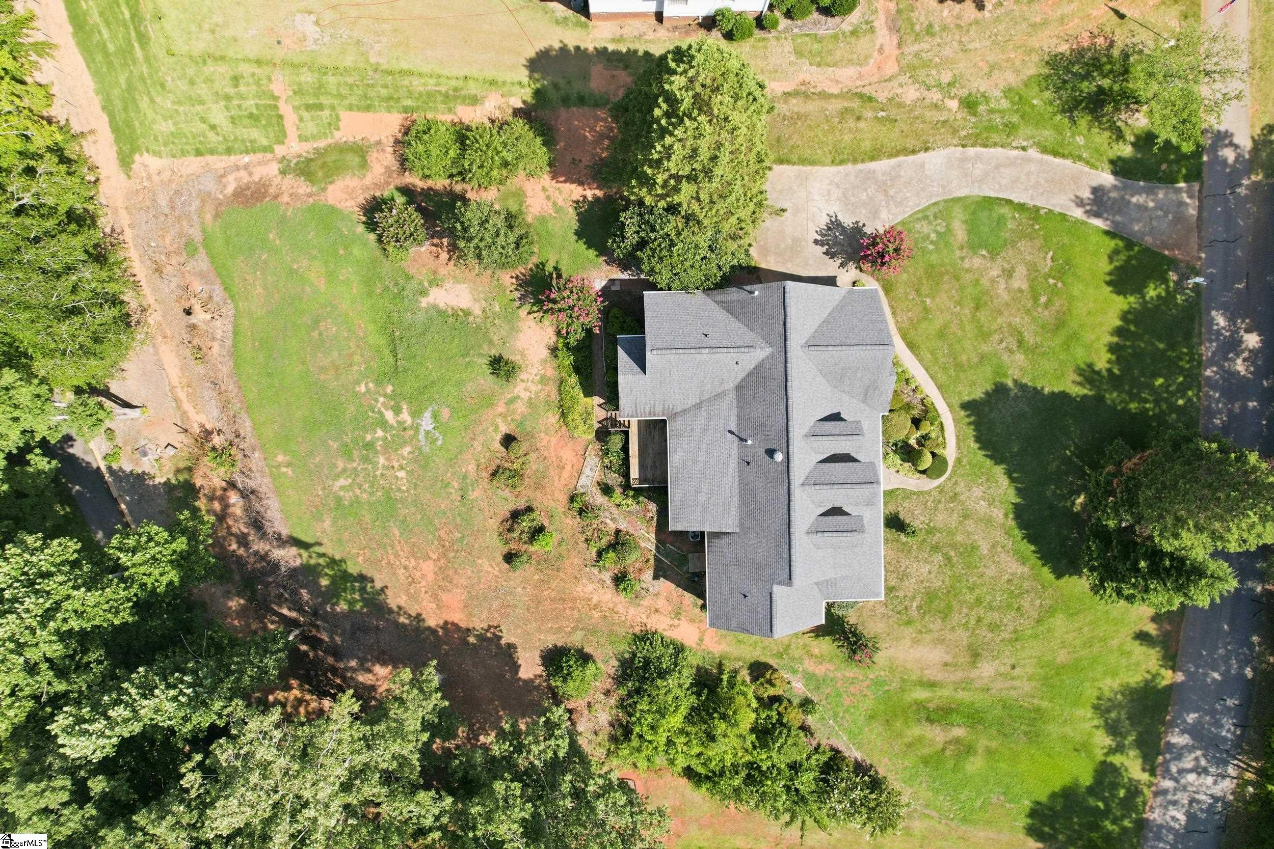 105 Taxiway Avenue Property Photo 30