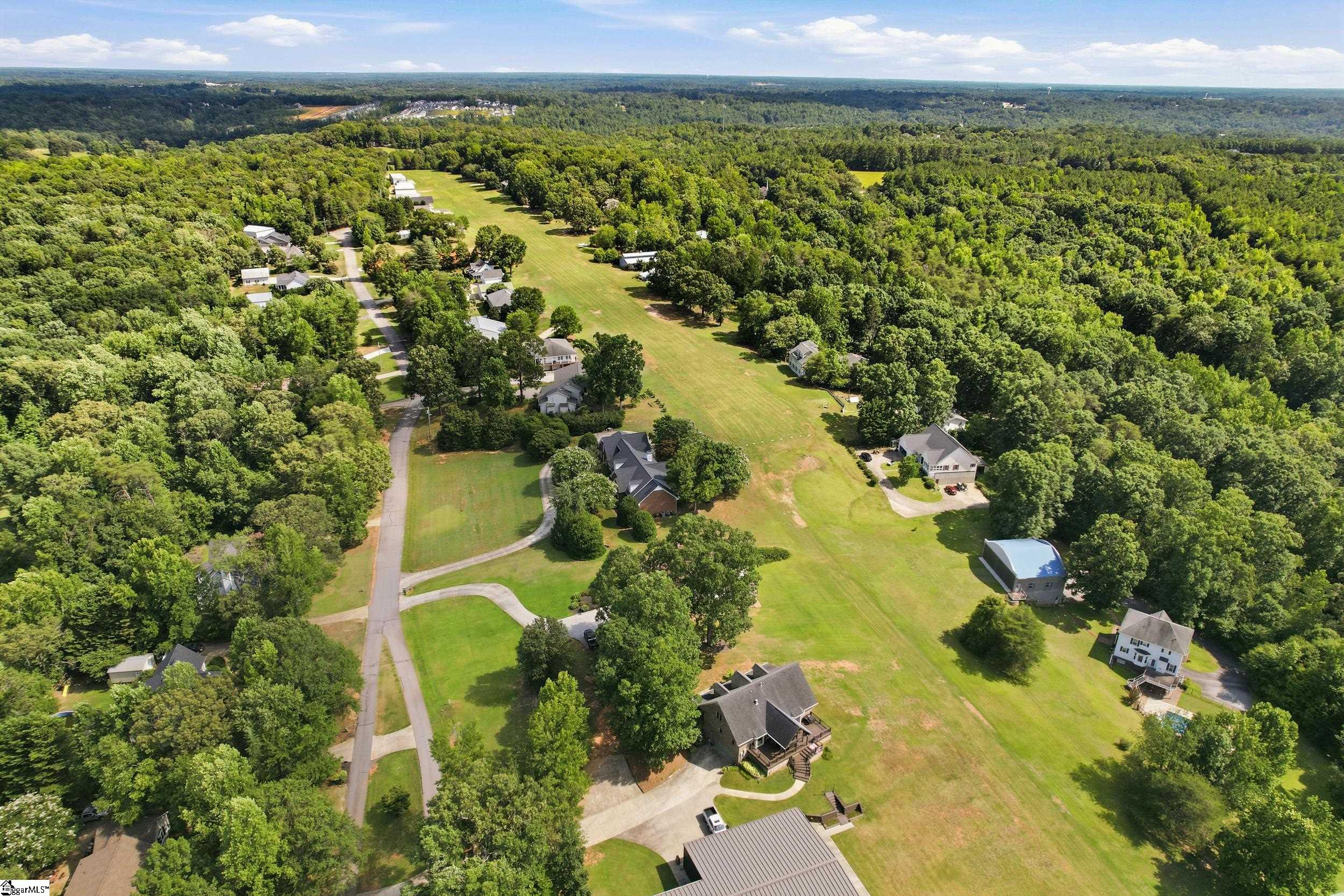 105 Taxiway Avenue Property Photo 33