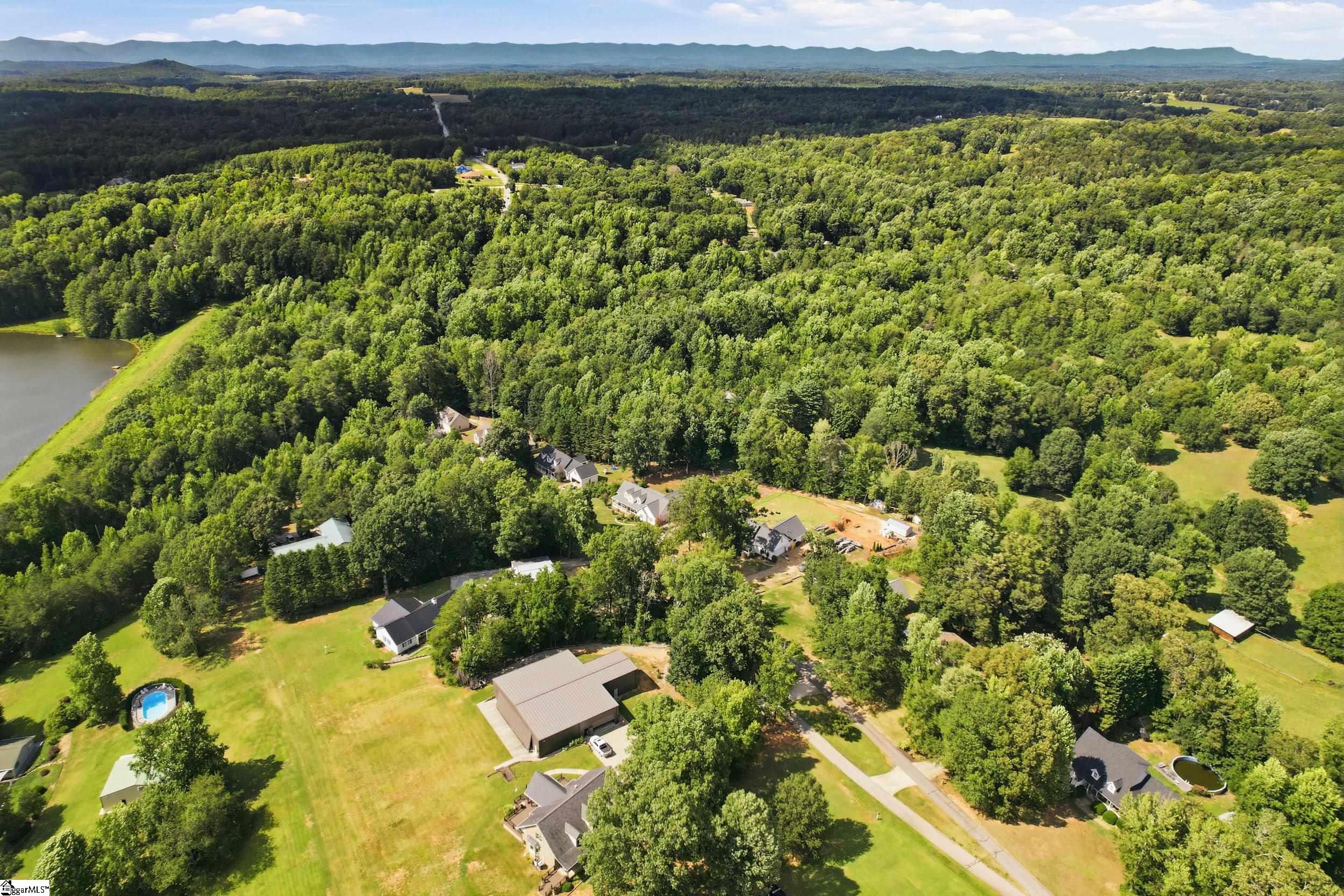 105 Taxiway Avenue Property Photo 37